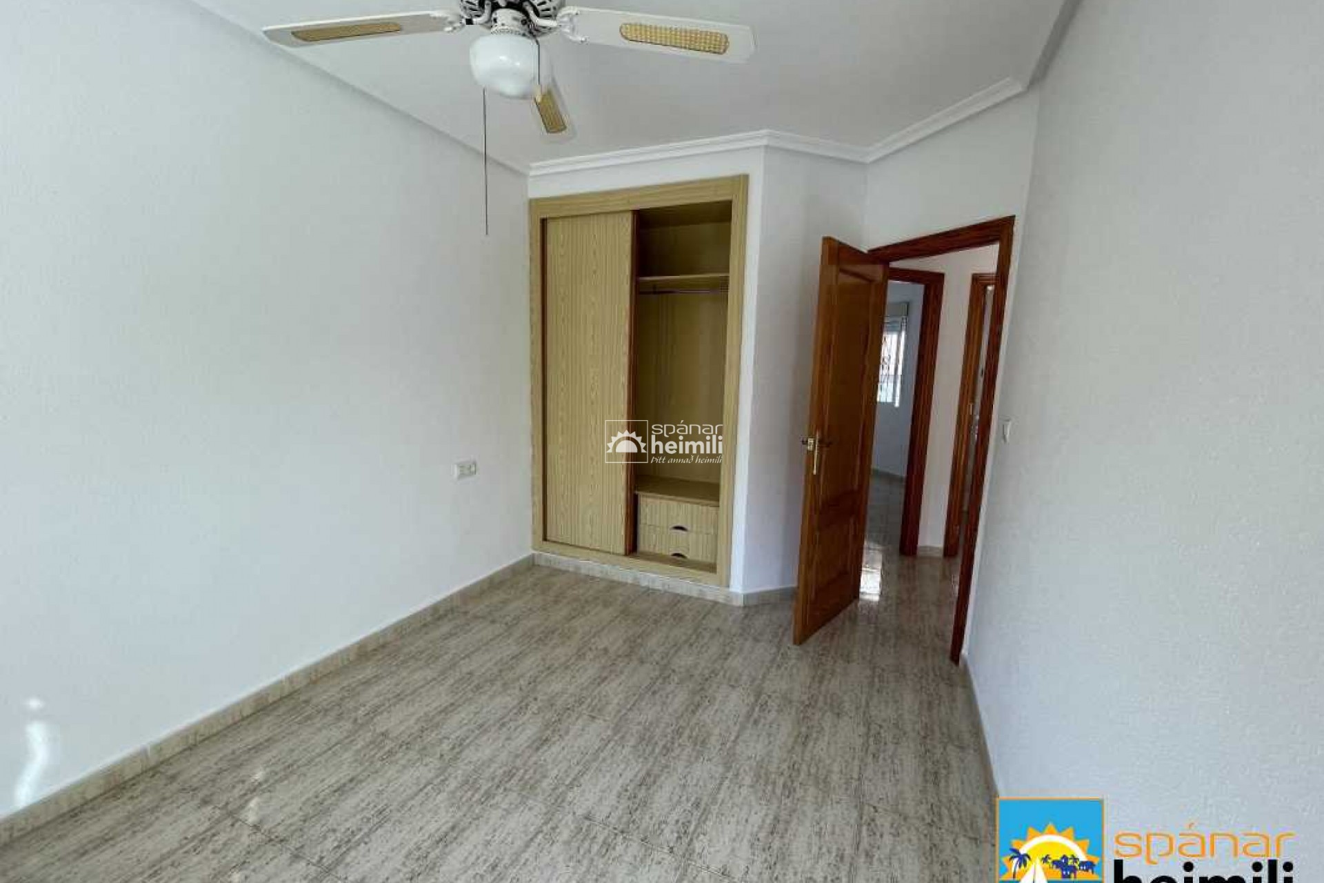 Resale - Townhouse -
Los Alcazares