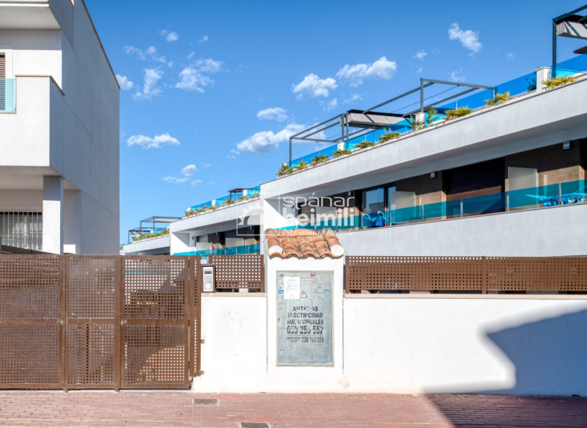 Resale - Townhouse -
Los Altos/Los Balcones