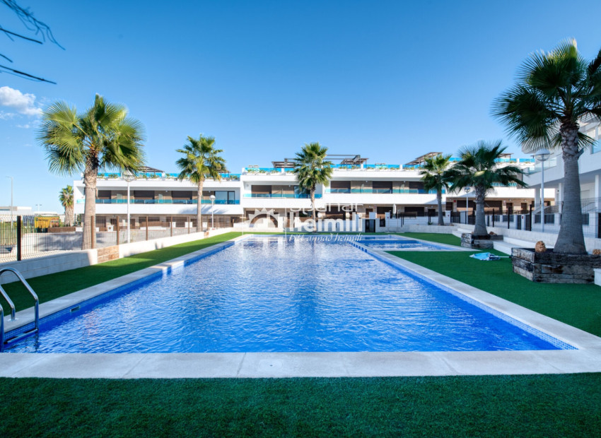 Resale - Townhouse -
Los Altos/Los Balcones