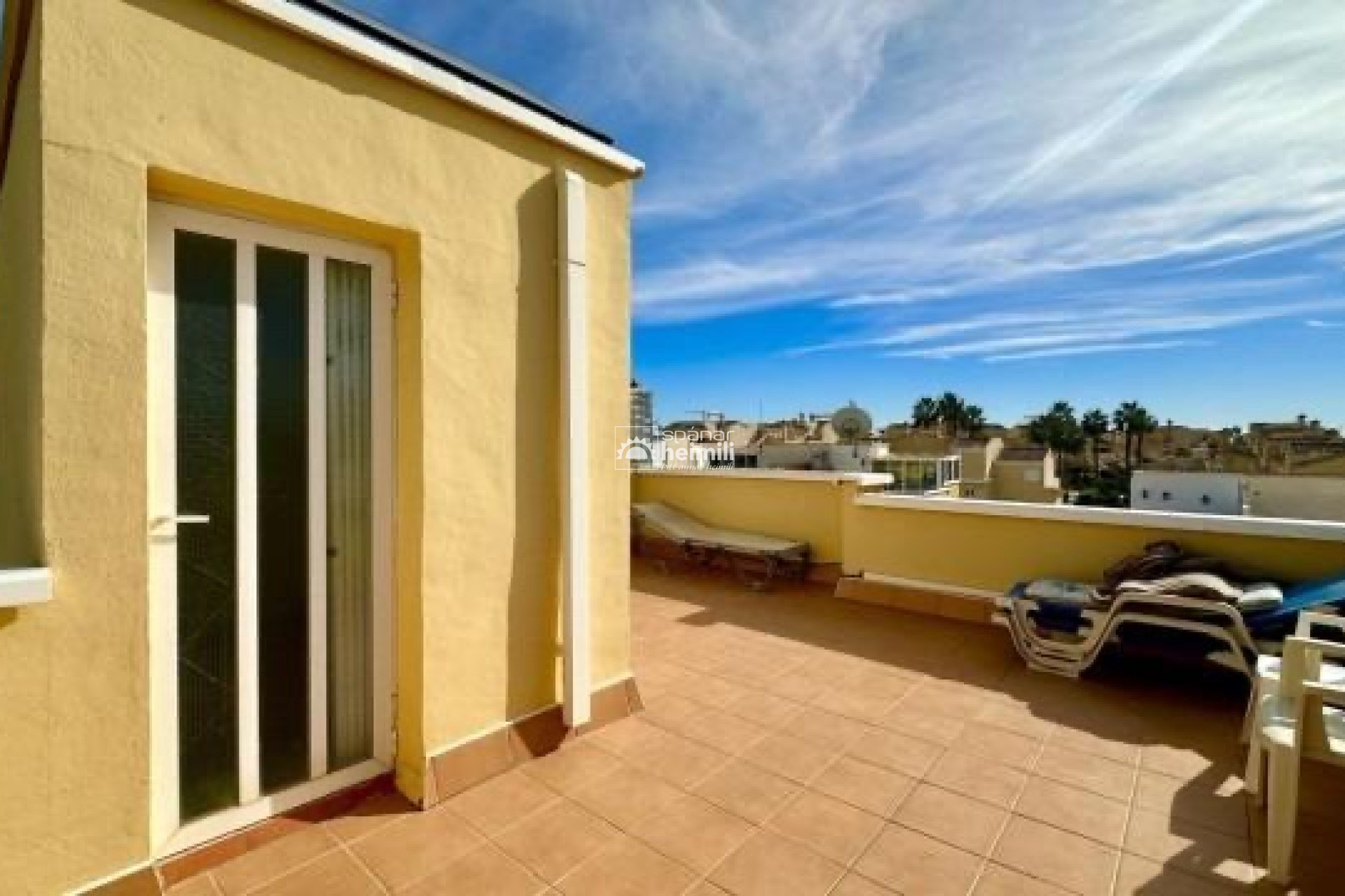 Resale - Townhouse -
Los Altos/Los Balcones