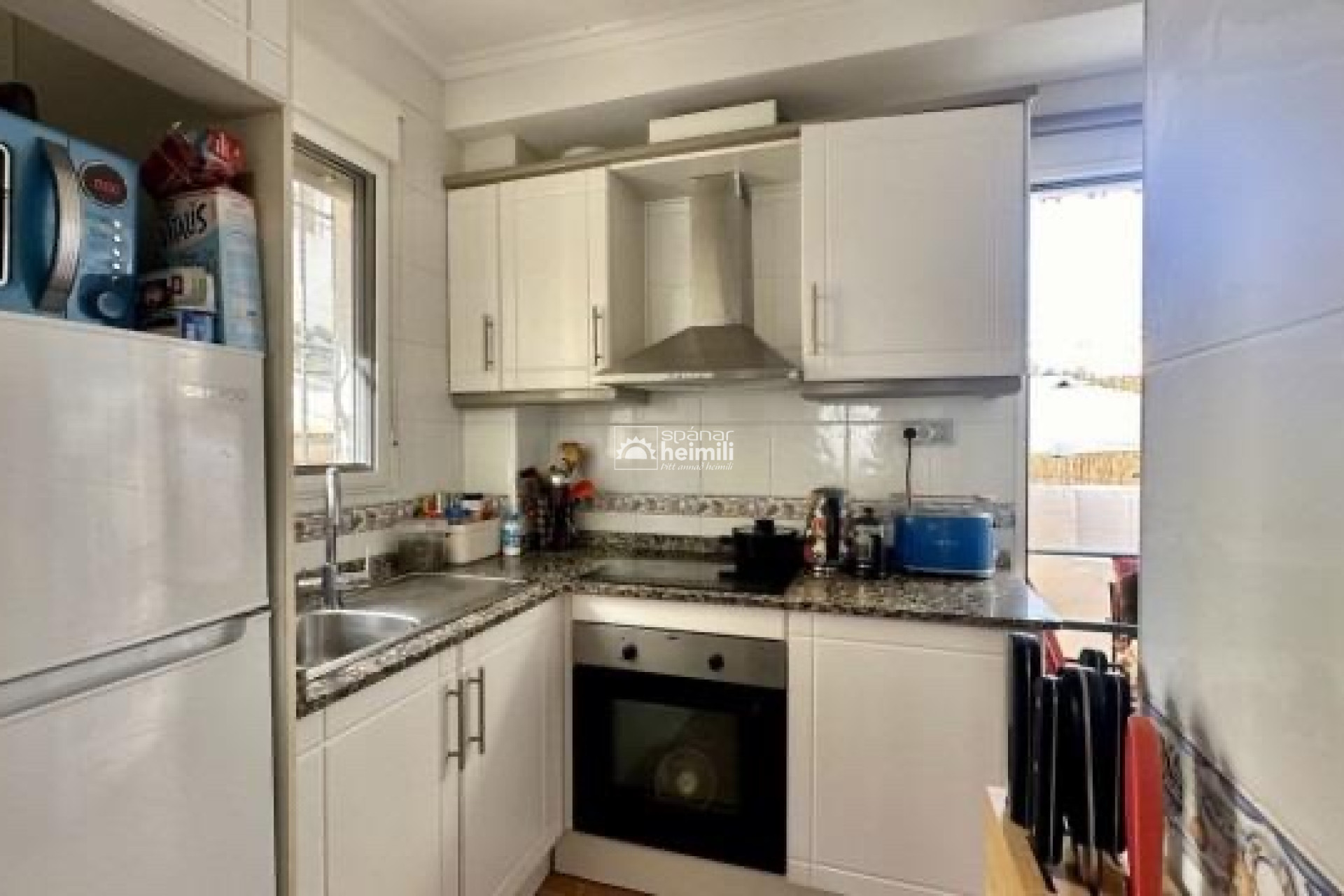 Resale - Townhouse -
Los Altos/Los Balcones