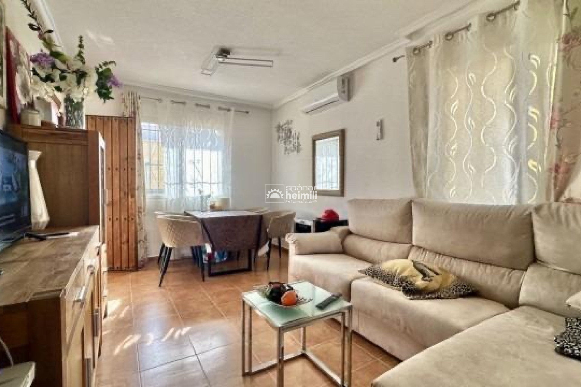 Resale - Townhouse -
Los Altos/Los Balcones