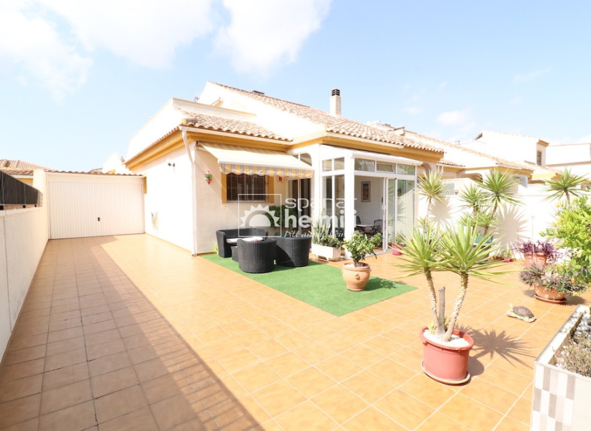 Resale - Townhouse -
Pilar de la Horadada