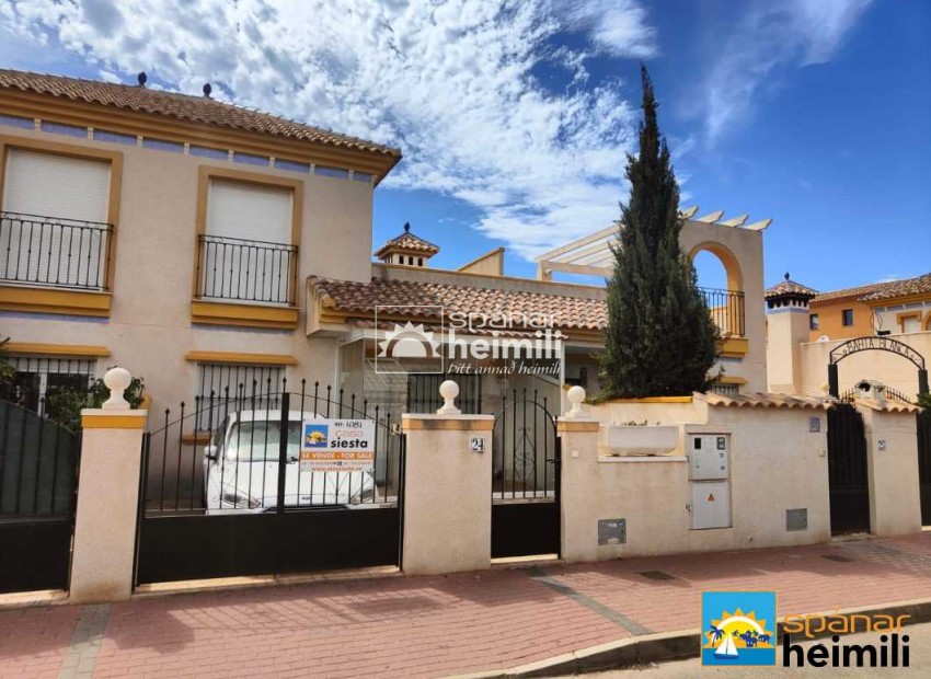 Resale - Townhouse -
Torrevieja