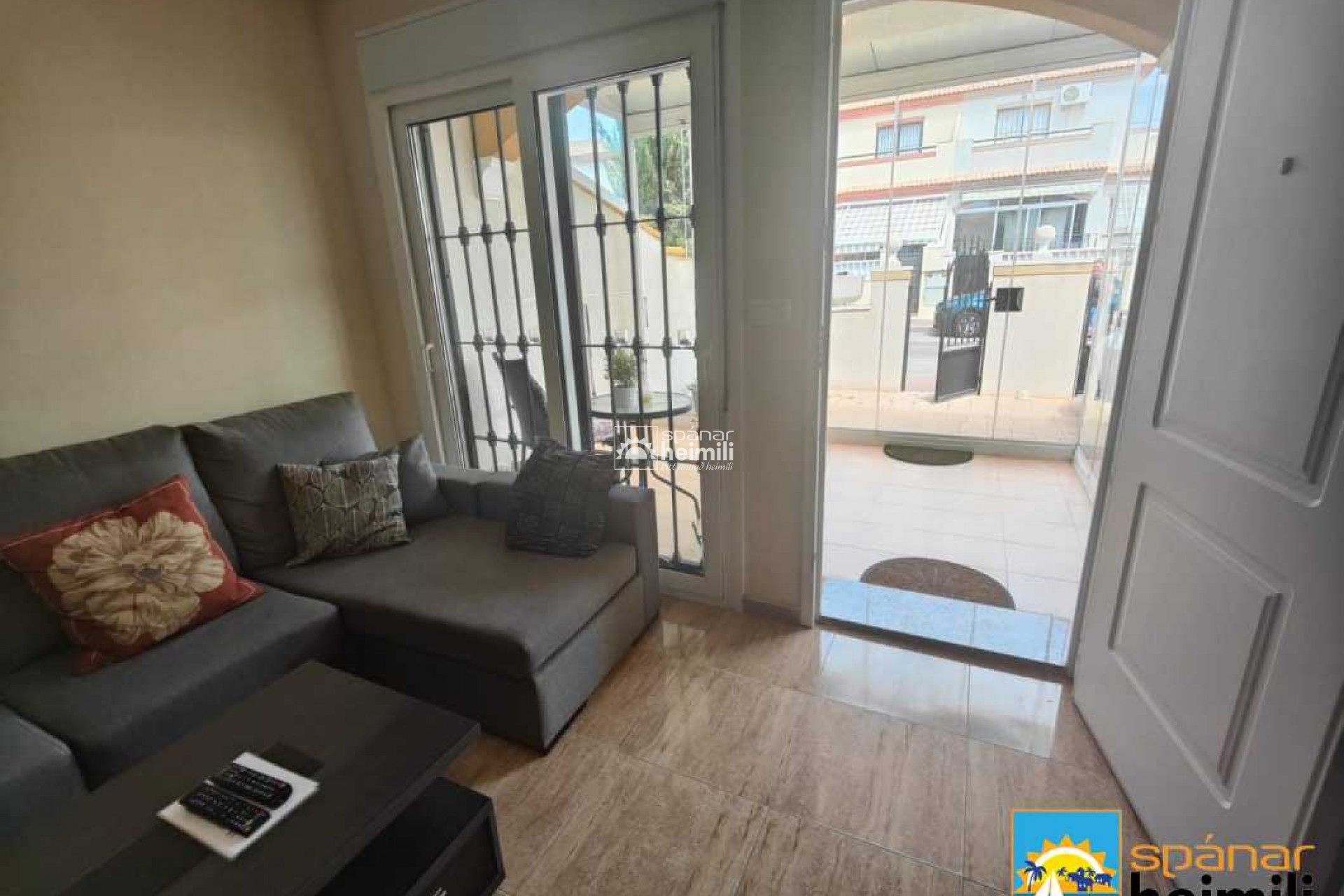 Resale - Townhouse -
Torrevieja