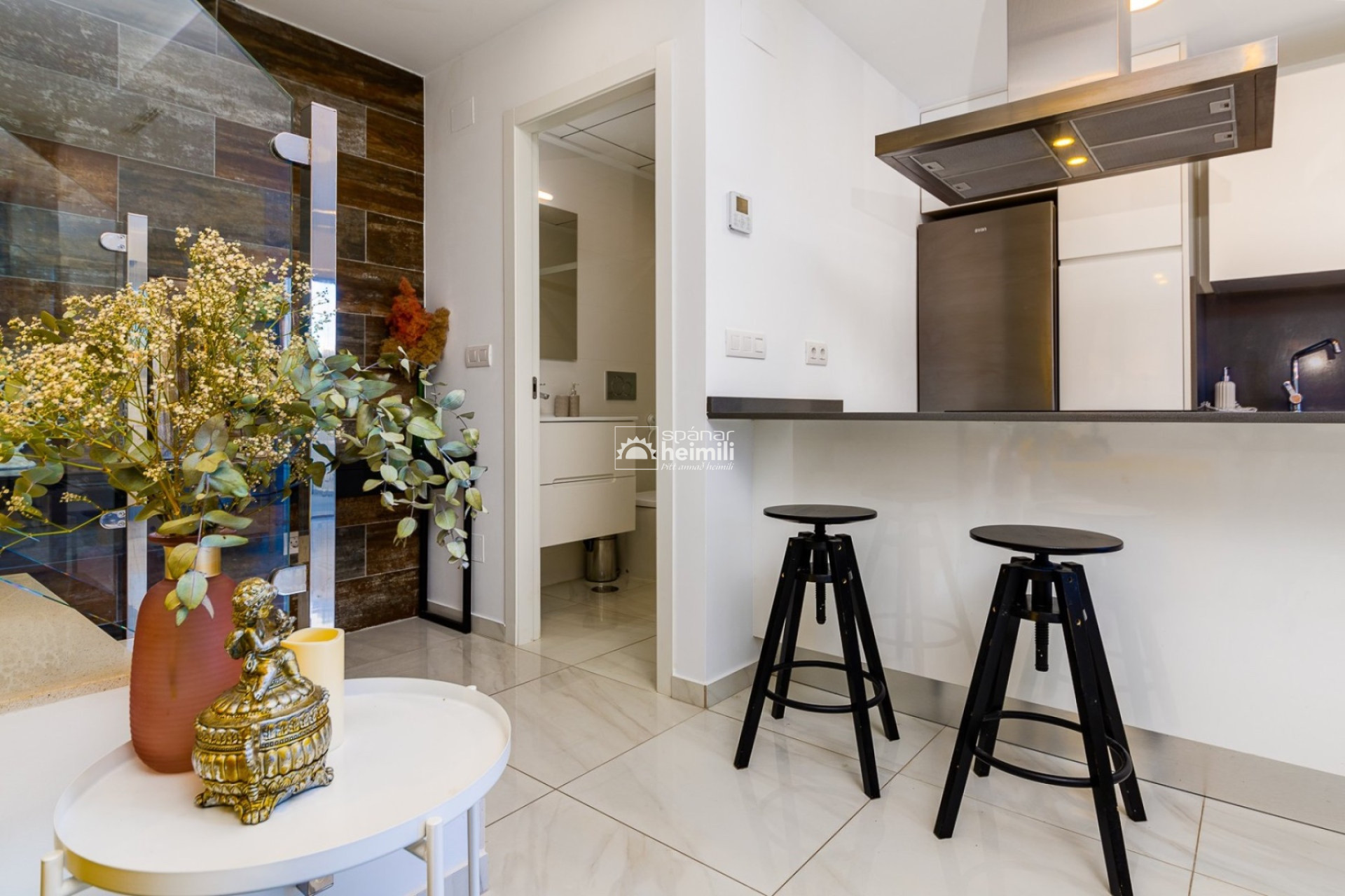 Resale - Townhouse -
Villamartin