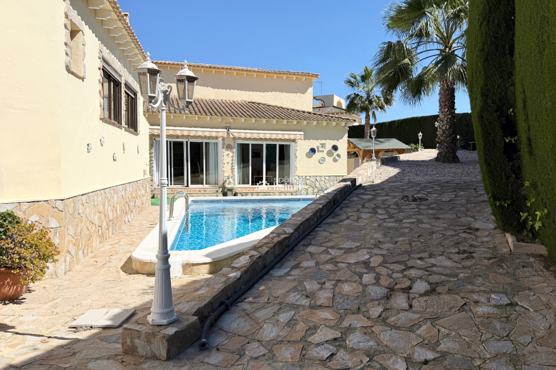 Resale - Villa -
Algorfa/Los Montesinos