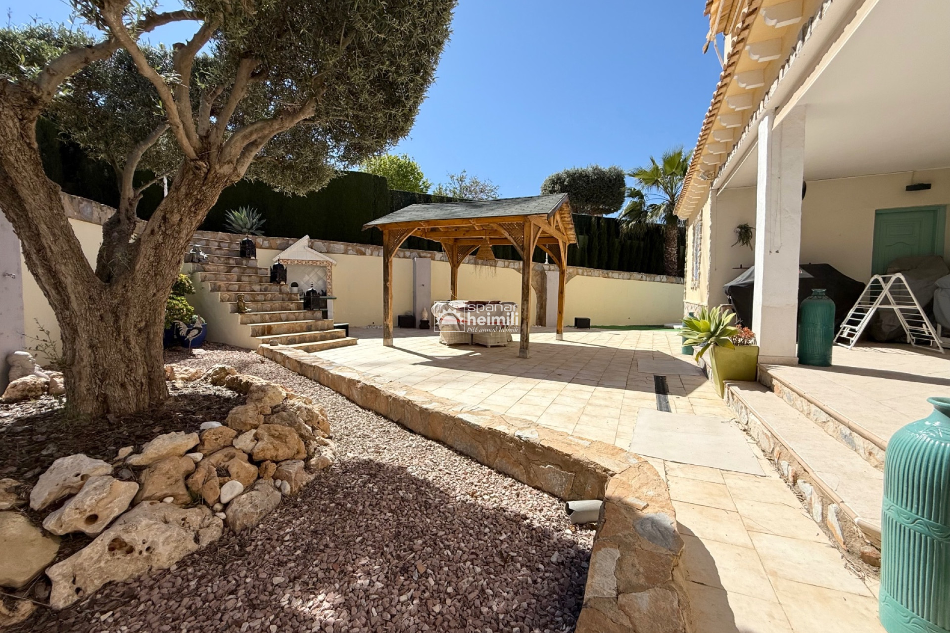 Resale - Villa -
Algorfa/Los Montesinos