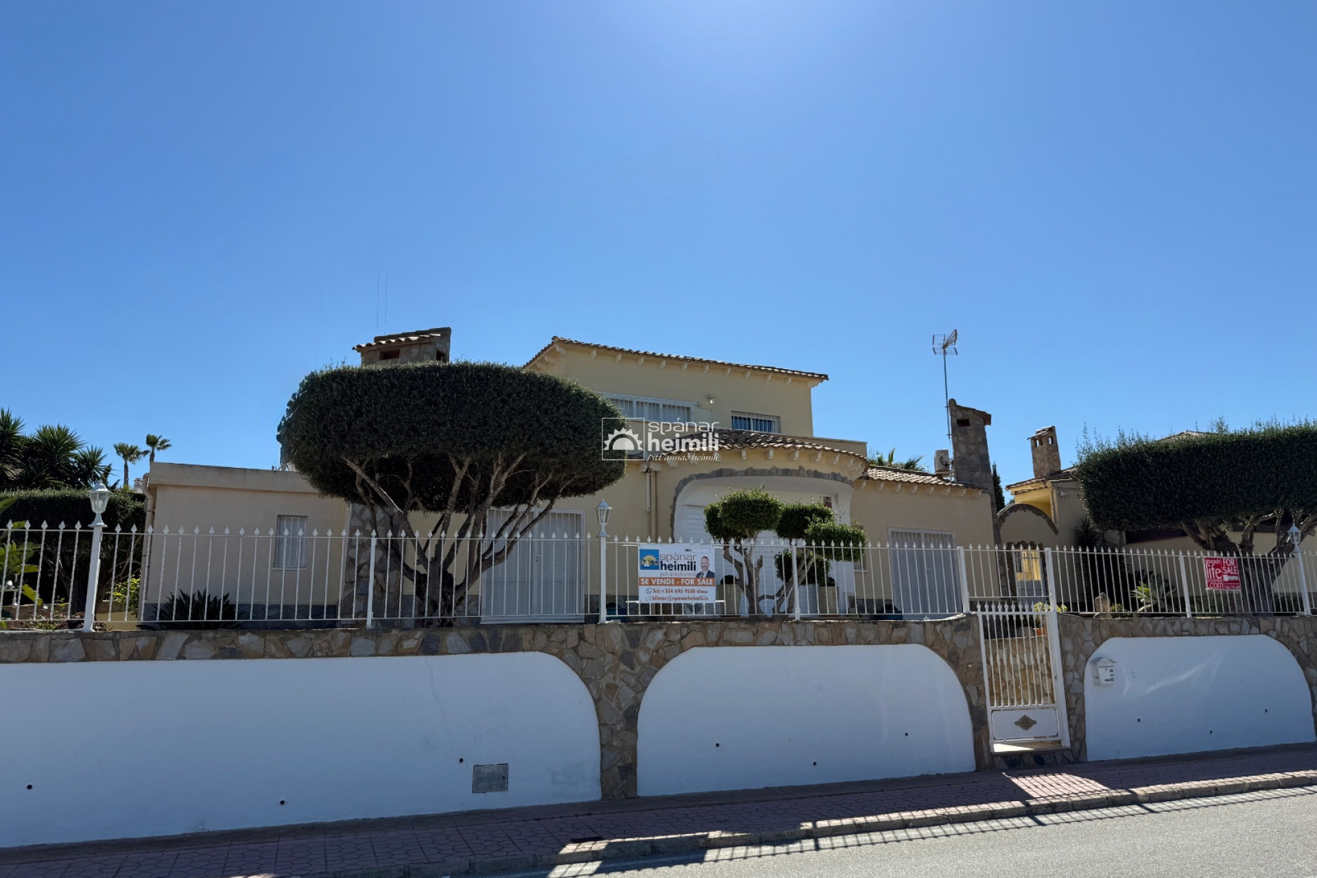 Resale - Villa -
Algorfa/Los Montesinos
