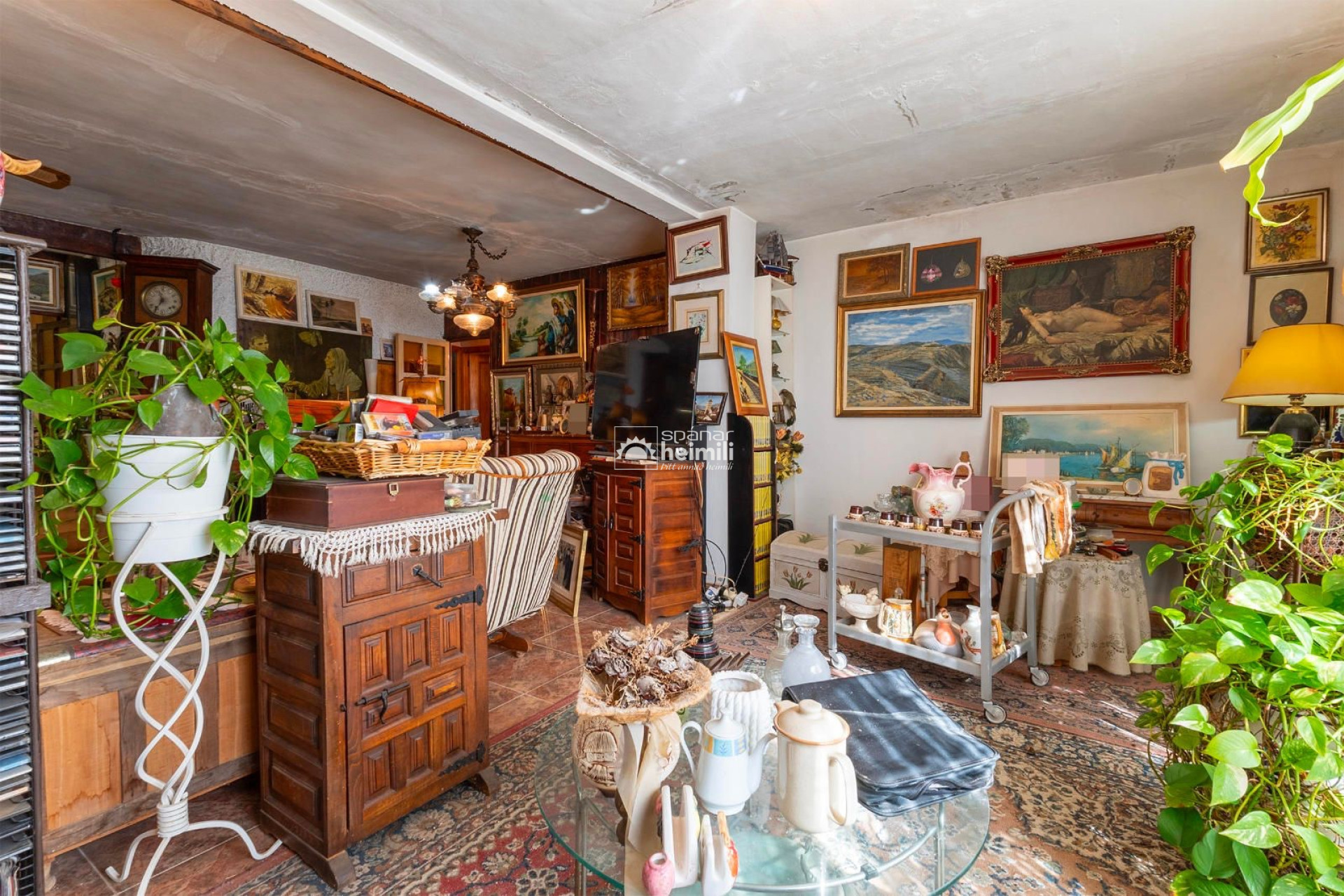 Resale - Villa -
Cabo Roig