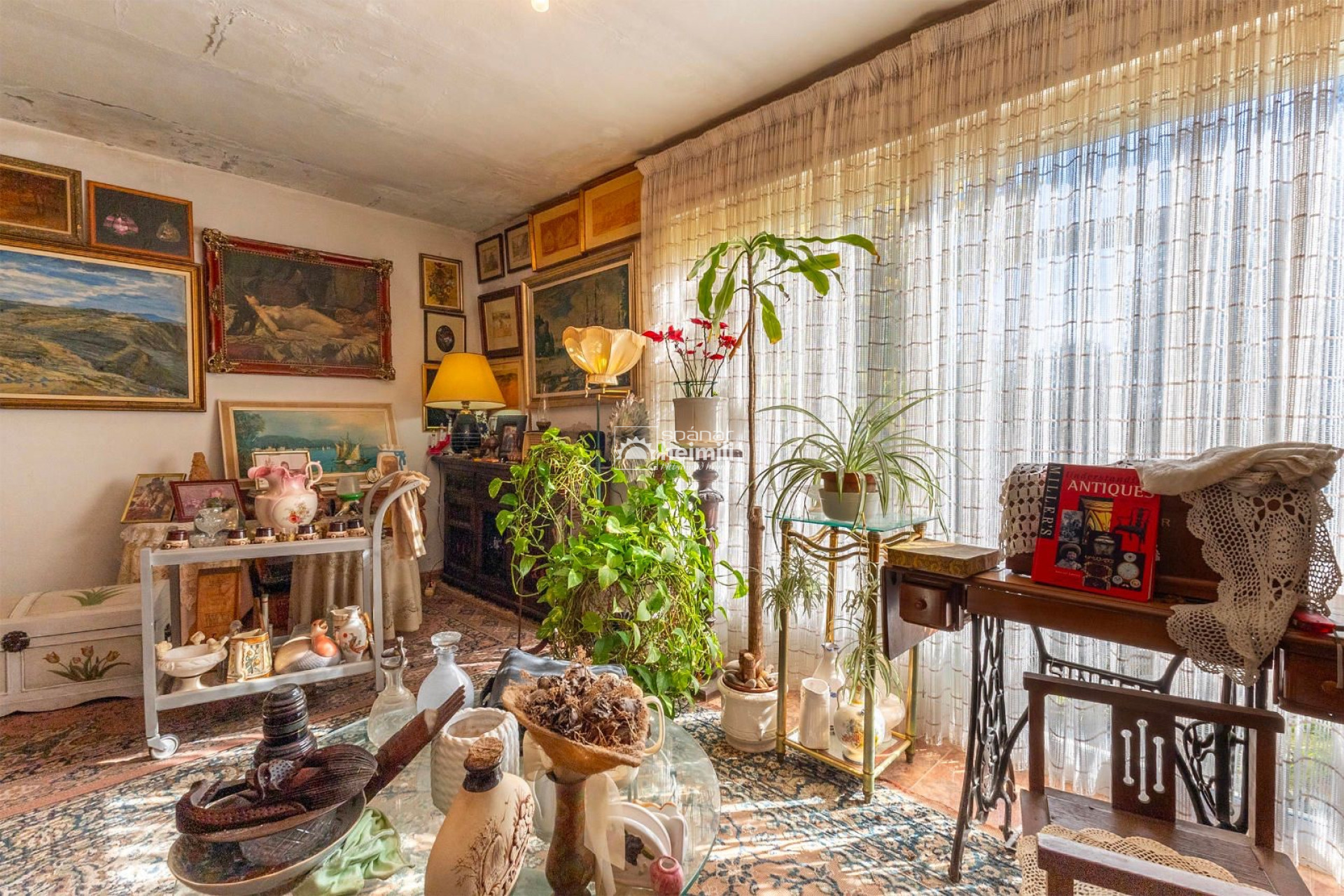 Resale - Villa -
Cabo Roig