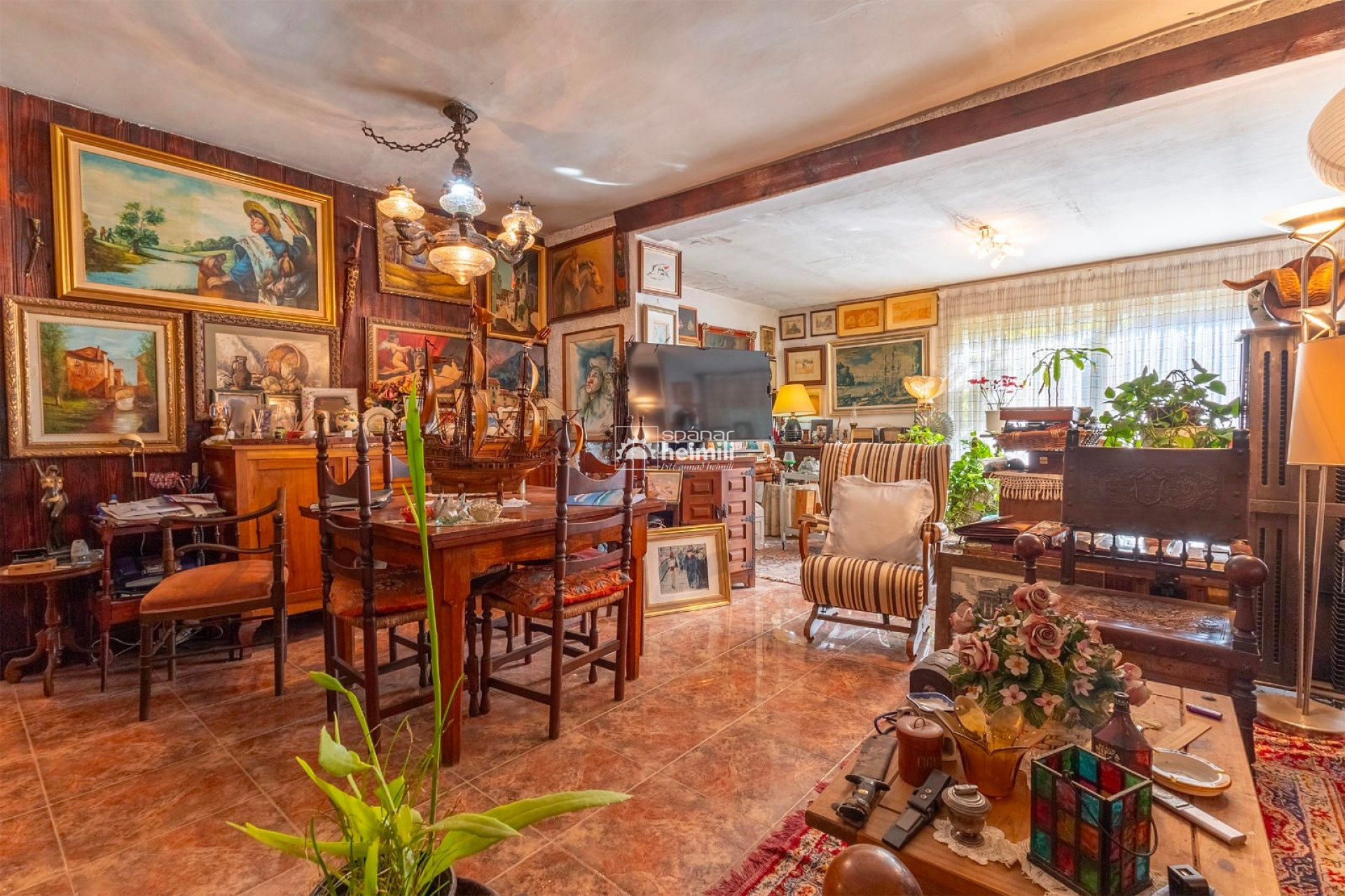 Resale - Villa -
Cabo Roig