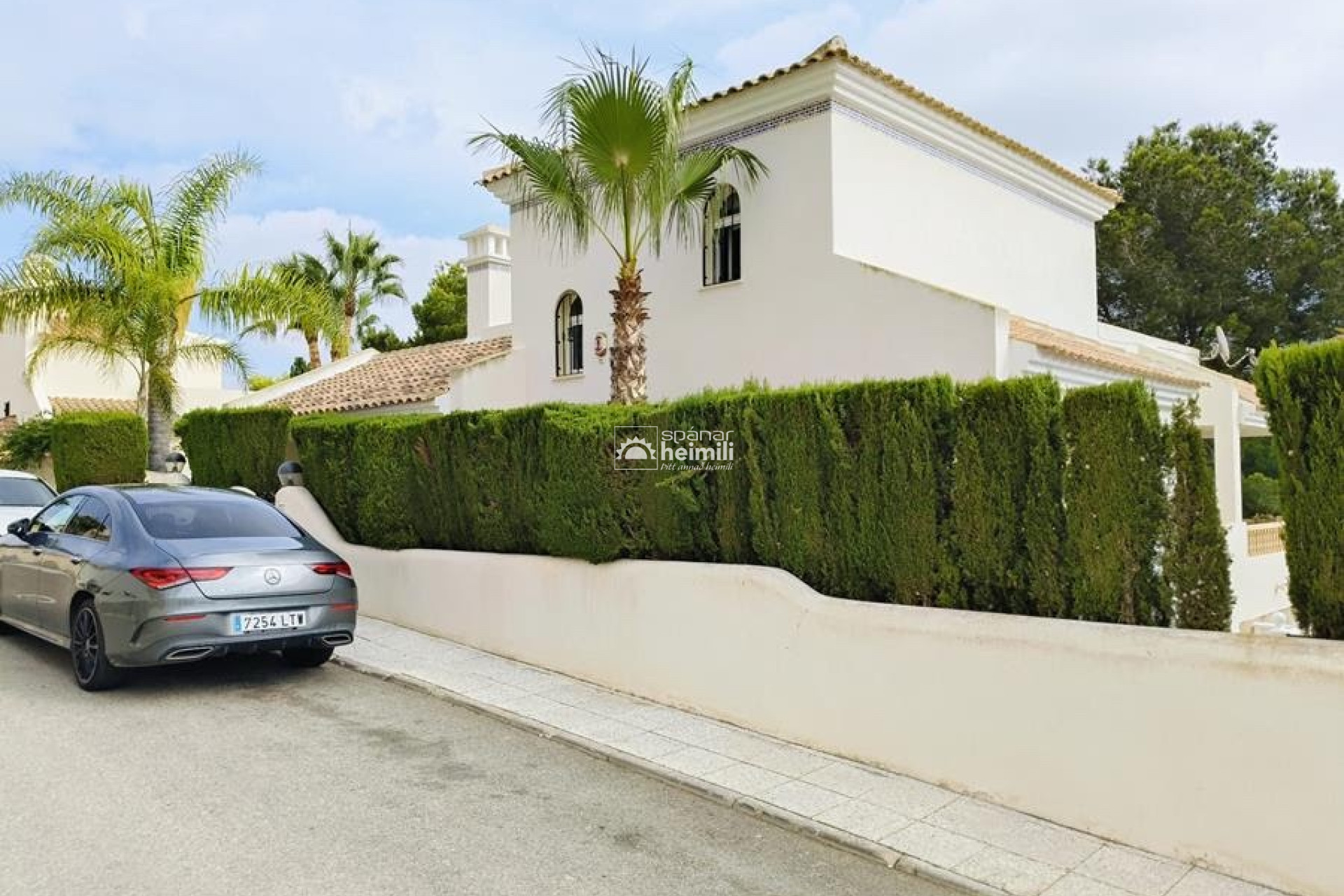 Resale - Villa -
Campoamor/Las Ramblas