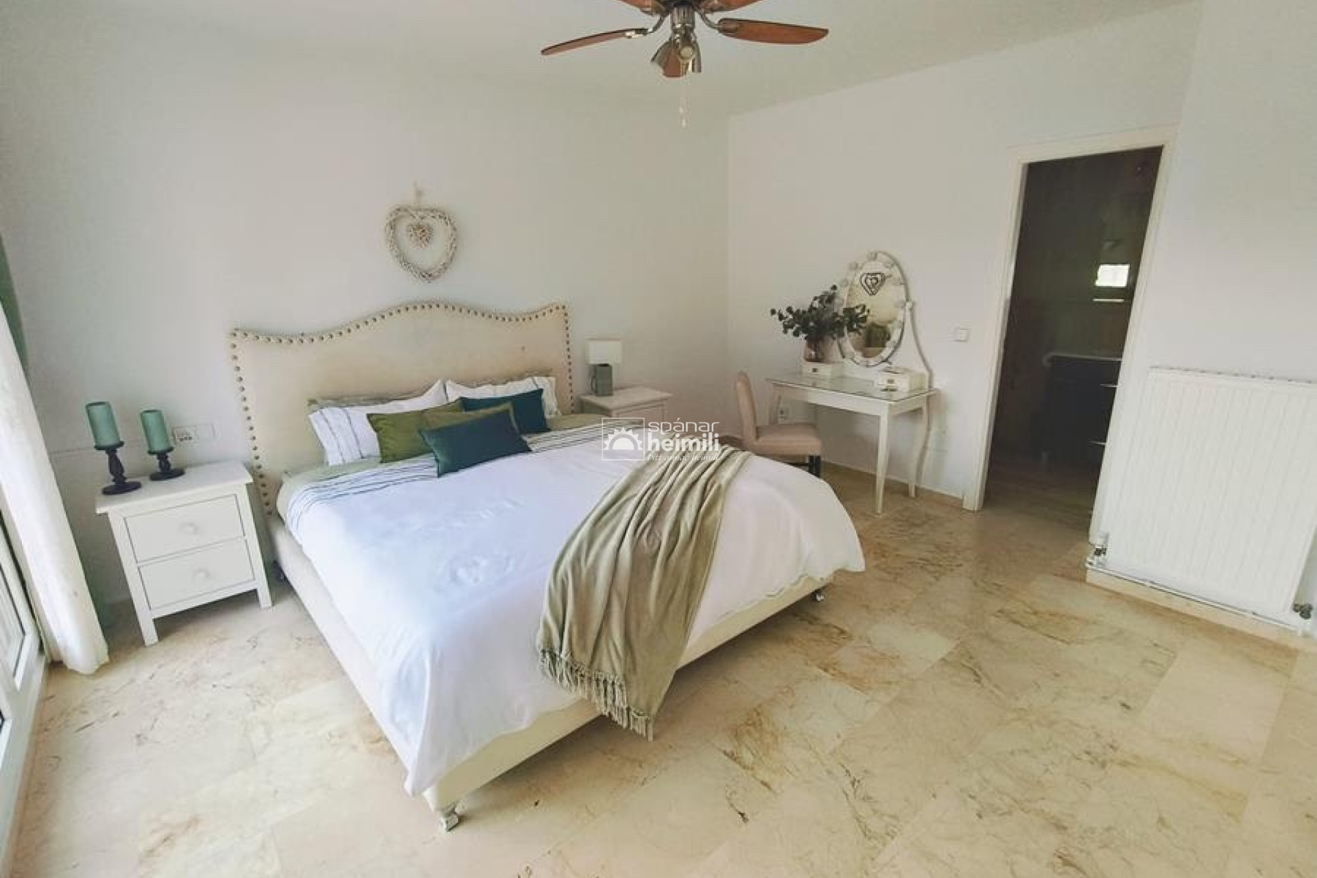 Resale - Villa -
Campoamor/Las Ramblas