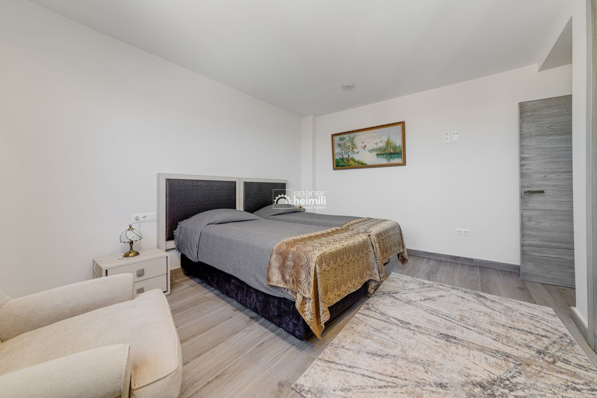 Resale - Villa -
Los Altos/Los Balcones