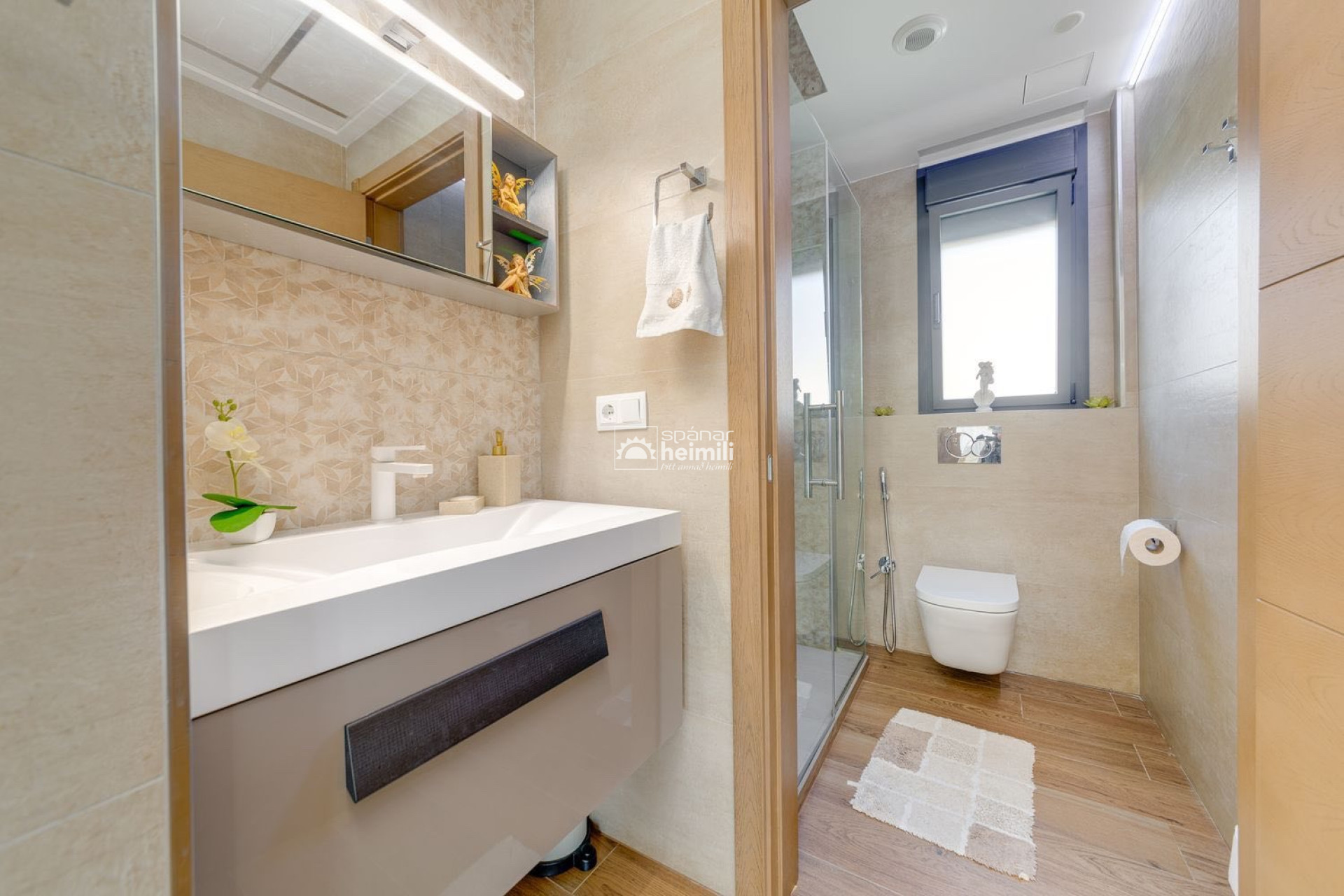 Resale - Villa -
Los Altos/Los Balcones