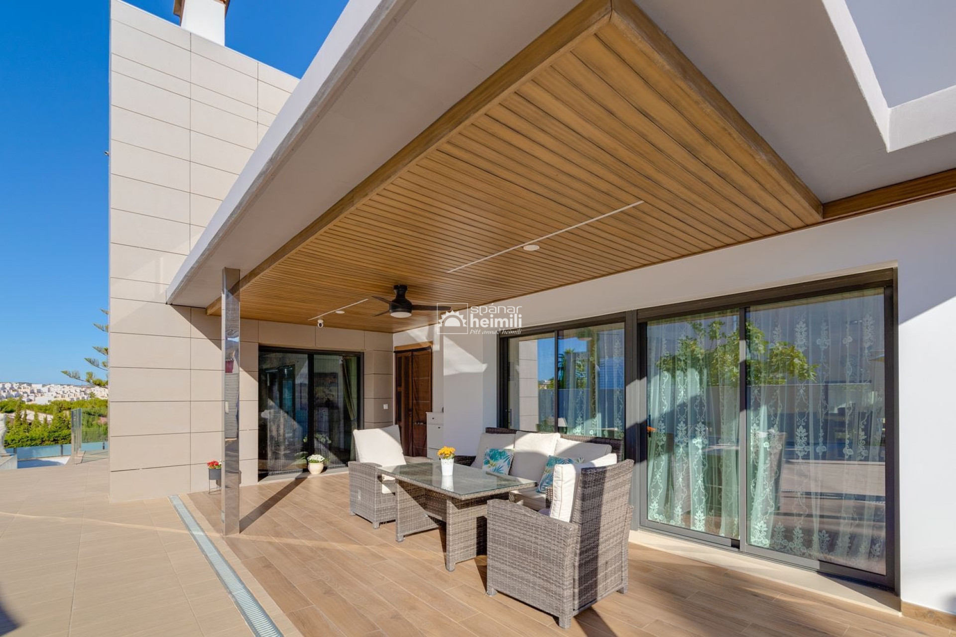 Resale - Villa -
Los Altos/Los Balcones