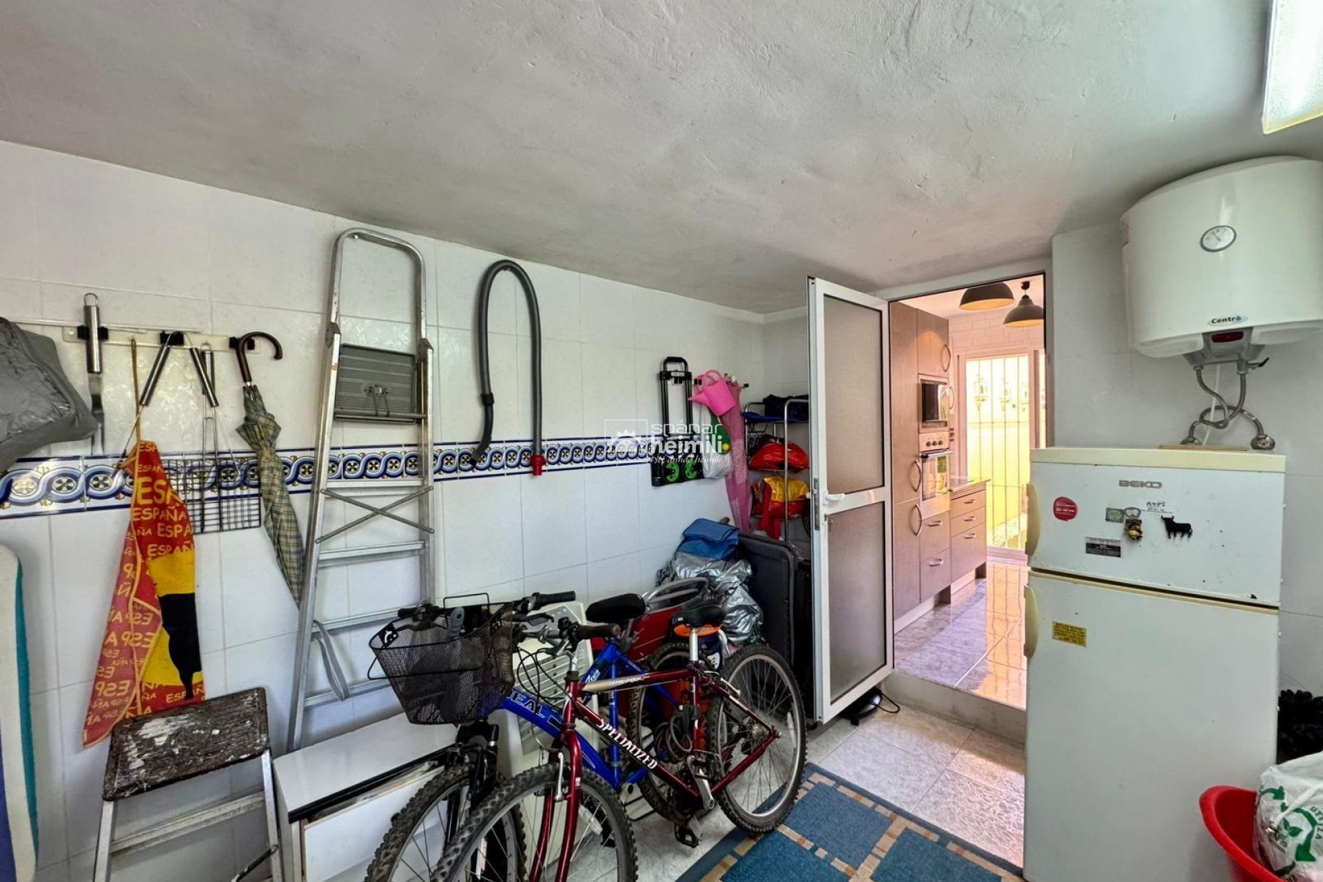 Resale - Villa -
Punta Prima