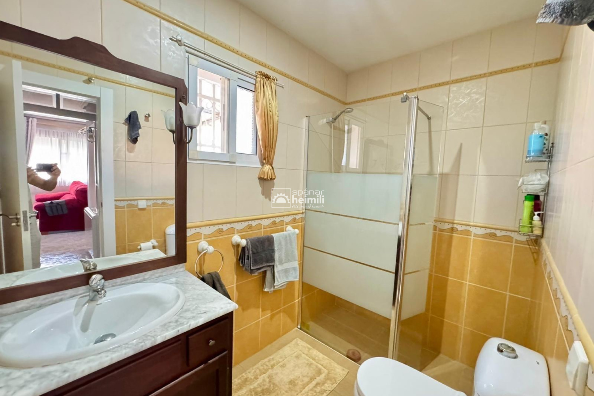 Resale - Villa -
Punta Prima