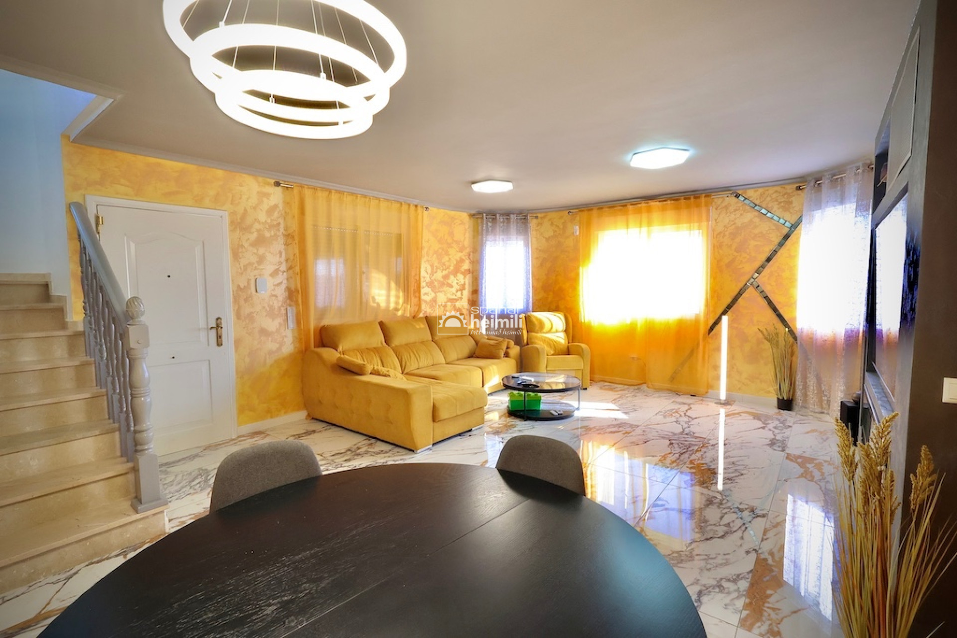 Resale - Villa -
San Miguel