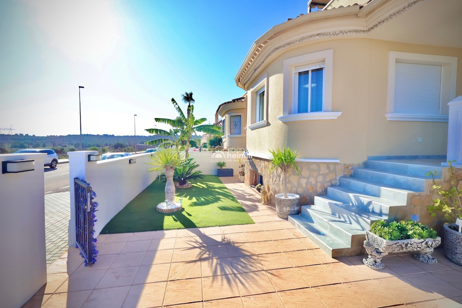 Resale - Villa -
San Miguel