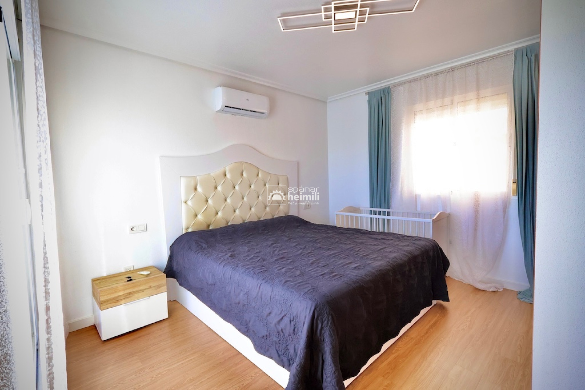 Resale - Villa -
San Miguel