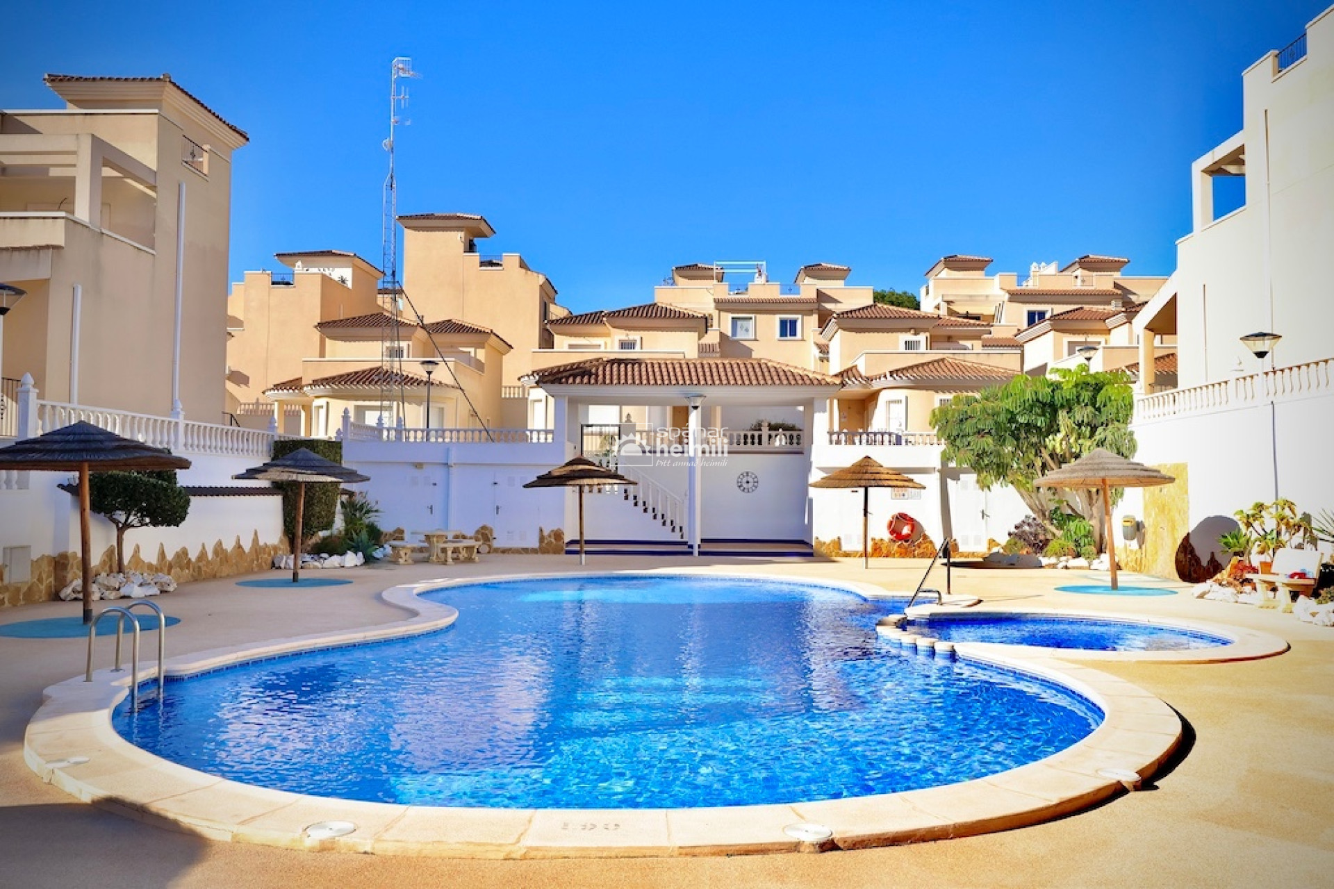 Resale - Villa -
San Miguel