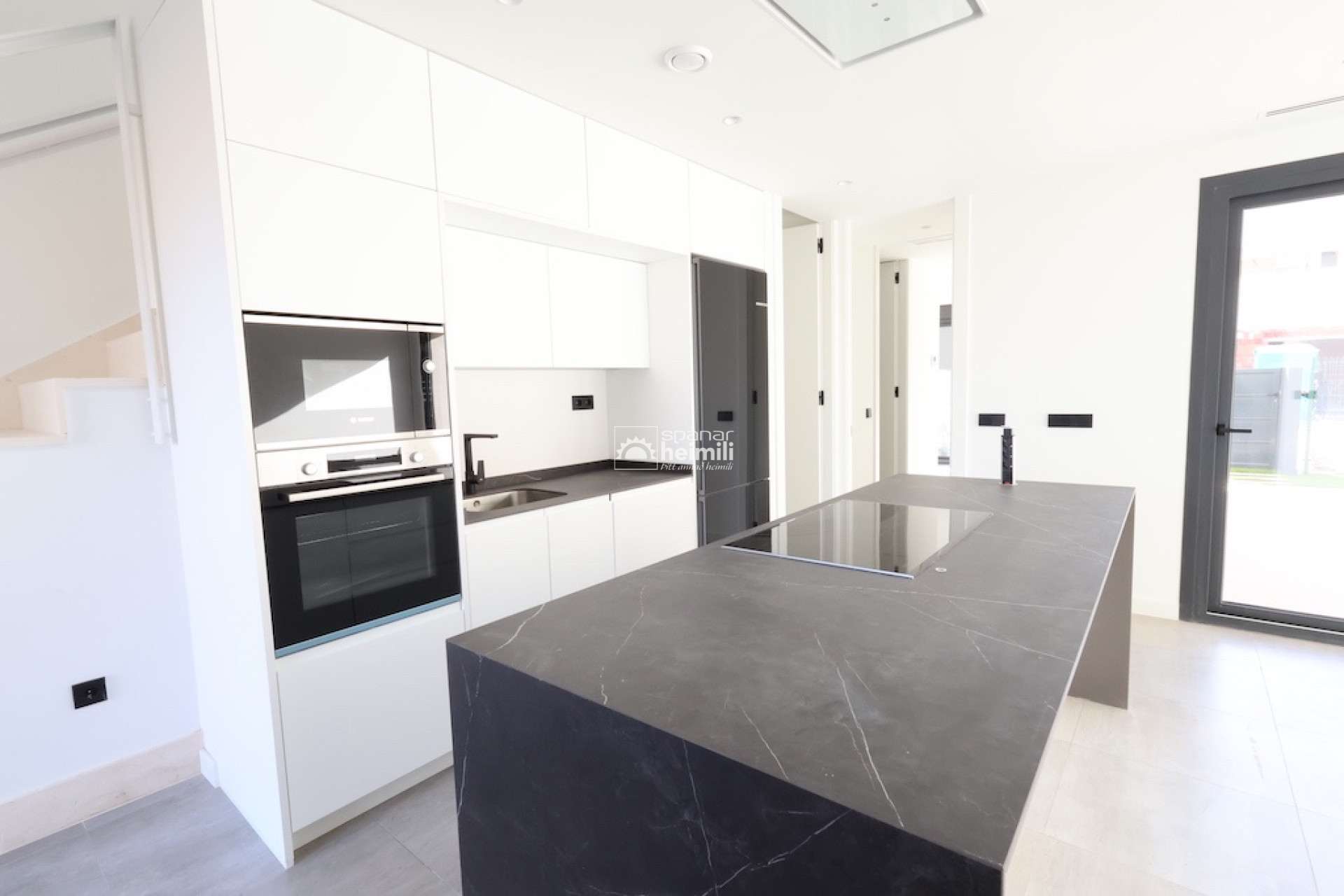 Resale - Villa -
Santa Rosalia