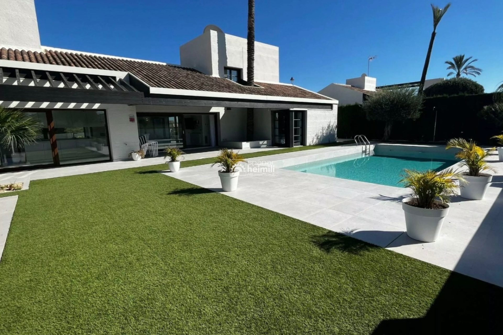 Resale - Villa -
Sucina