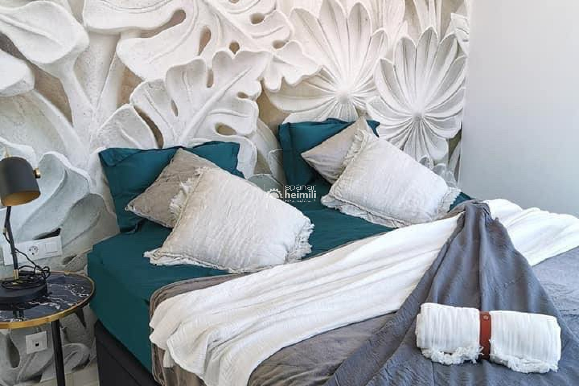 Resale - Villa -
Torrevieja