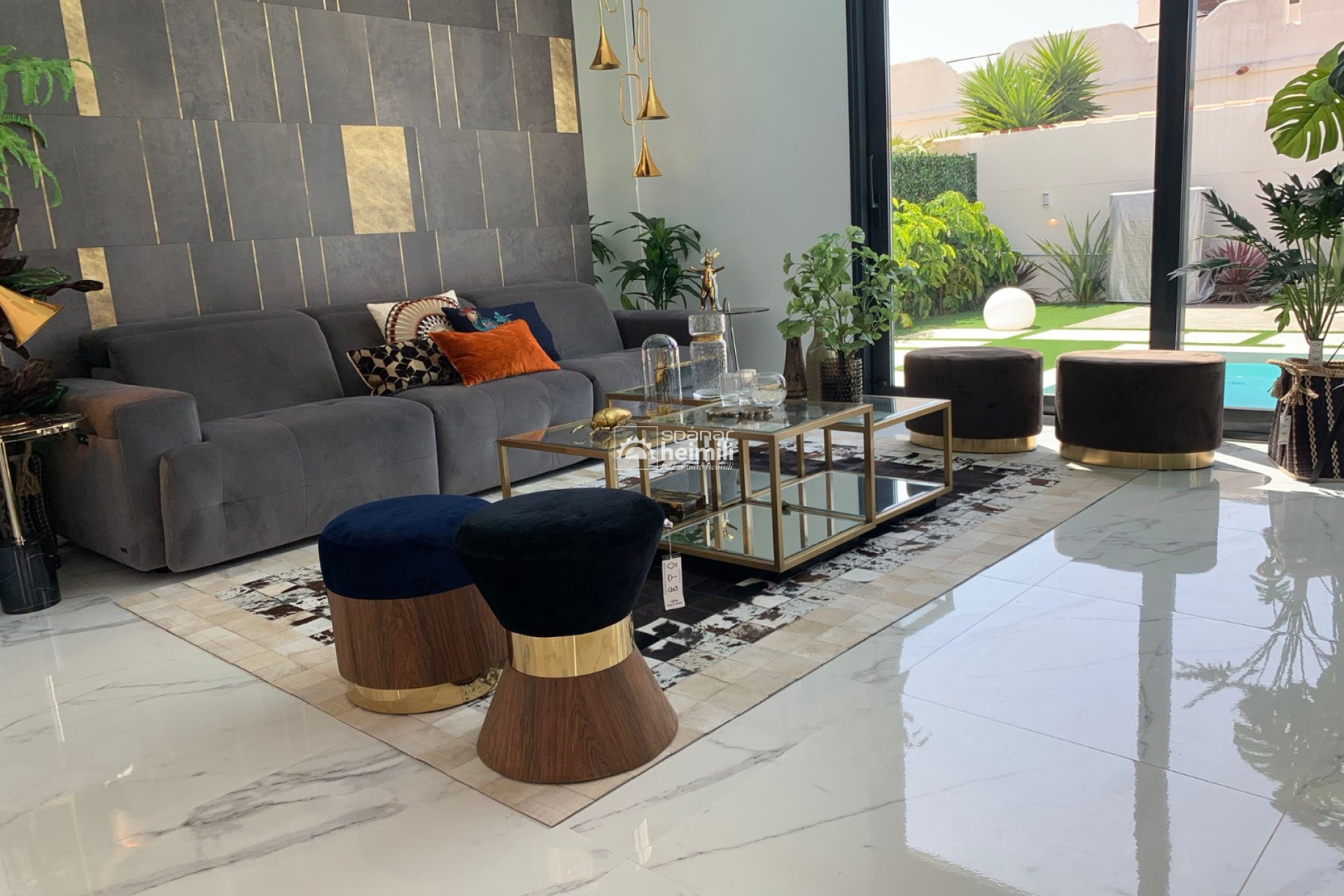 Resale - Villa -
Torrevieja