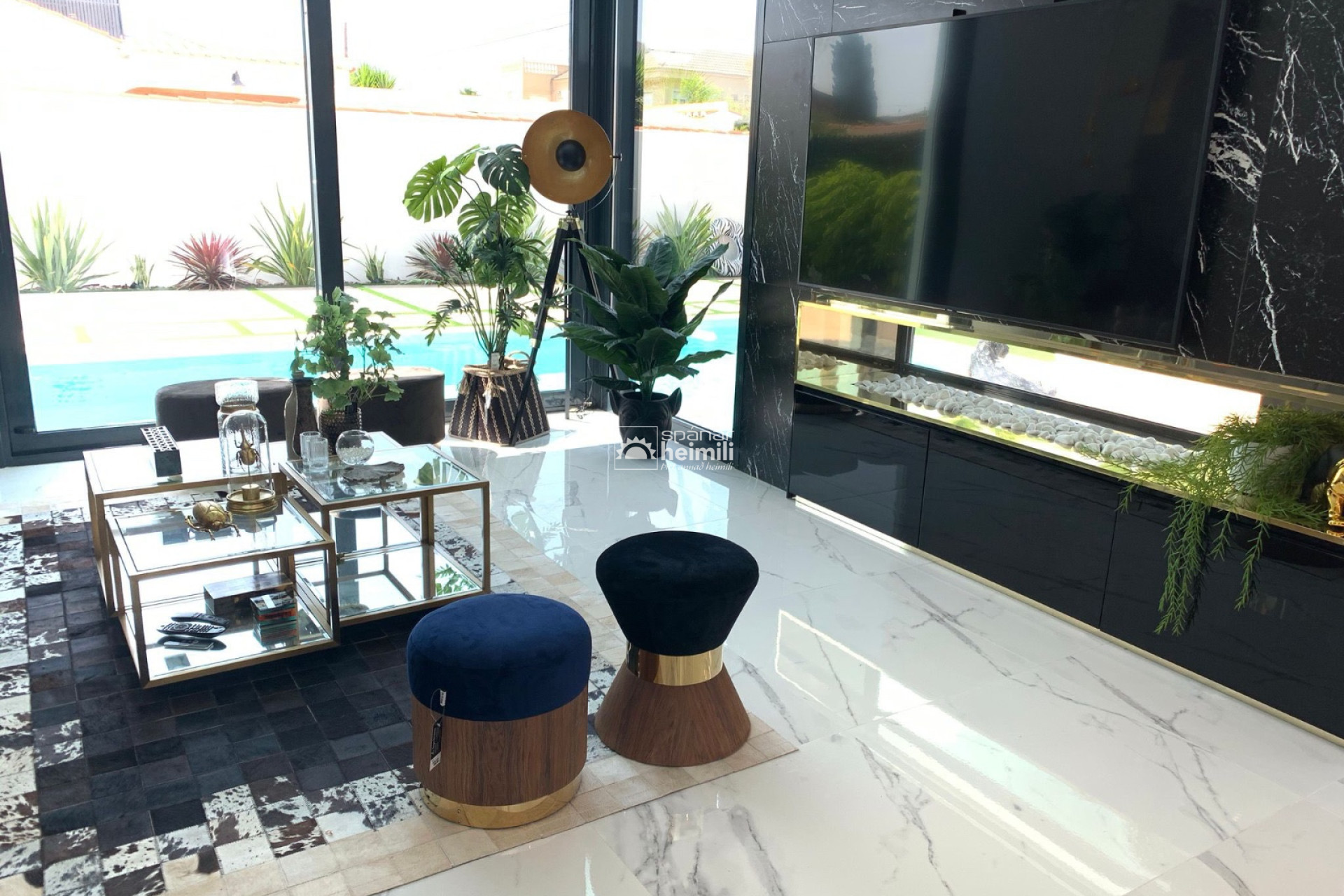 Resale - Villa -
Torrevieja