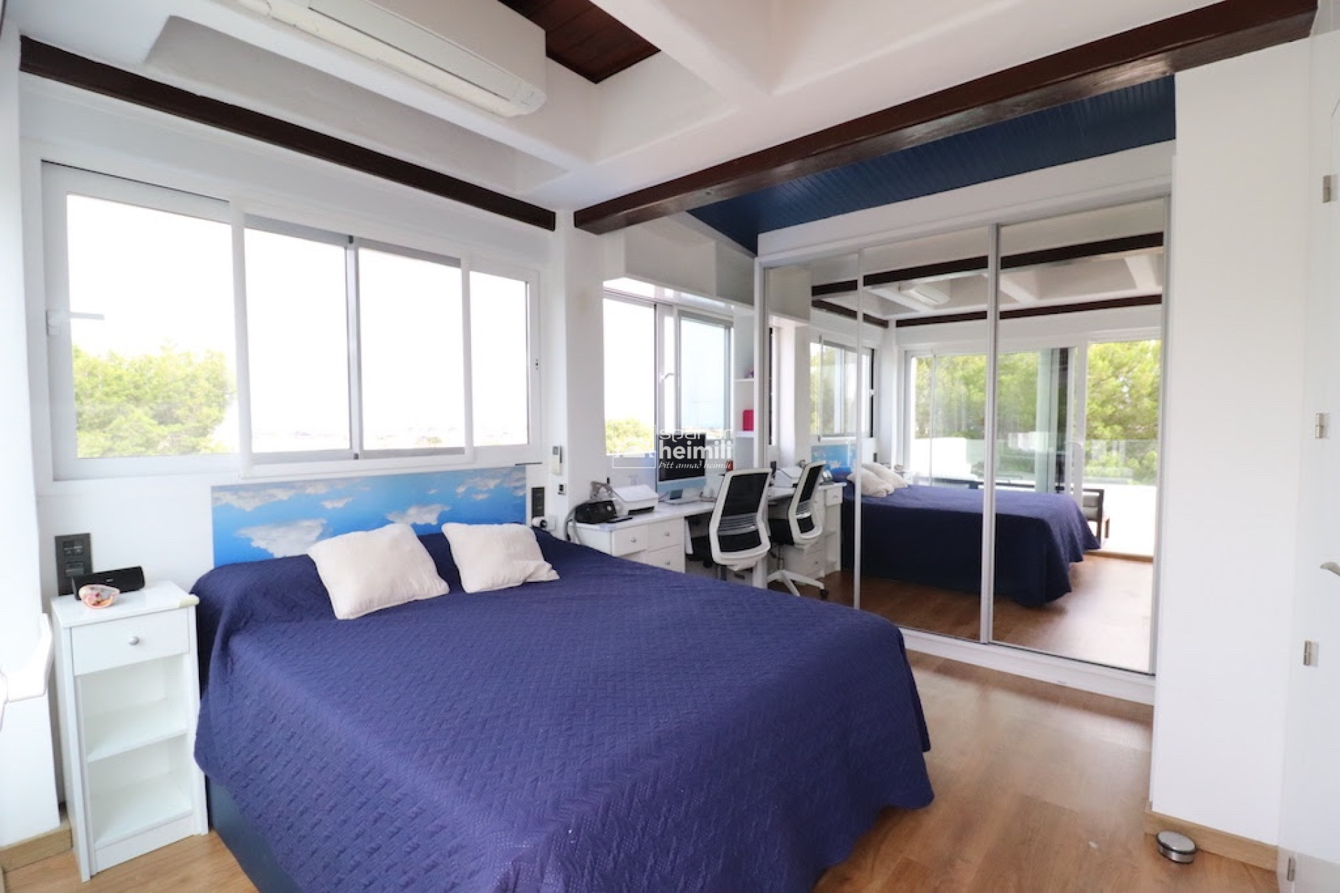 Resale - Villa -
Villamartin