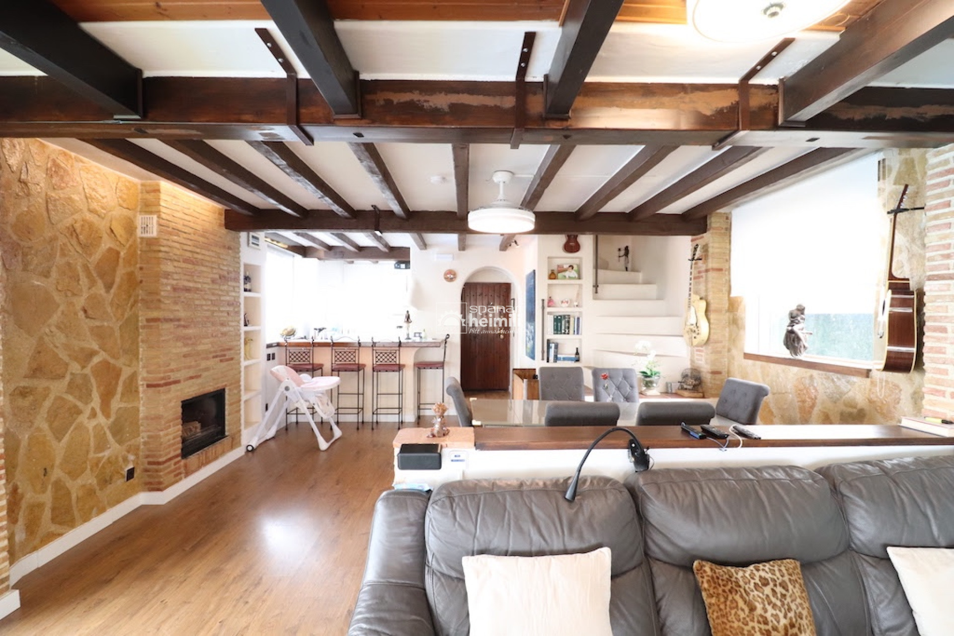 Resale - Villa -
Villamartin