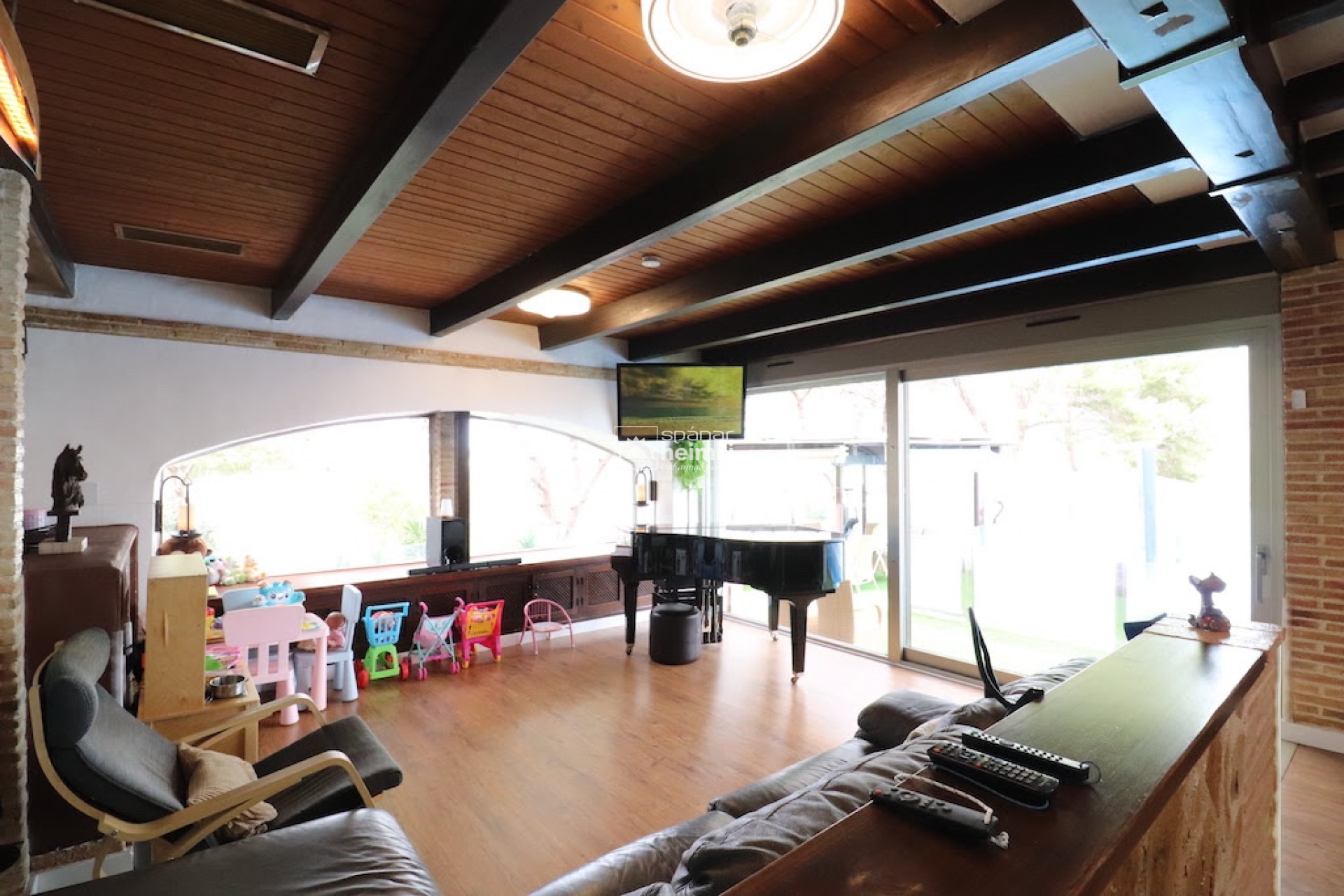 Resale - Villa -
Villamartin