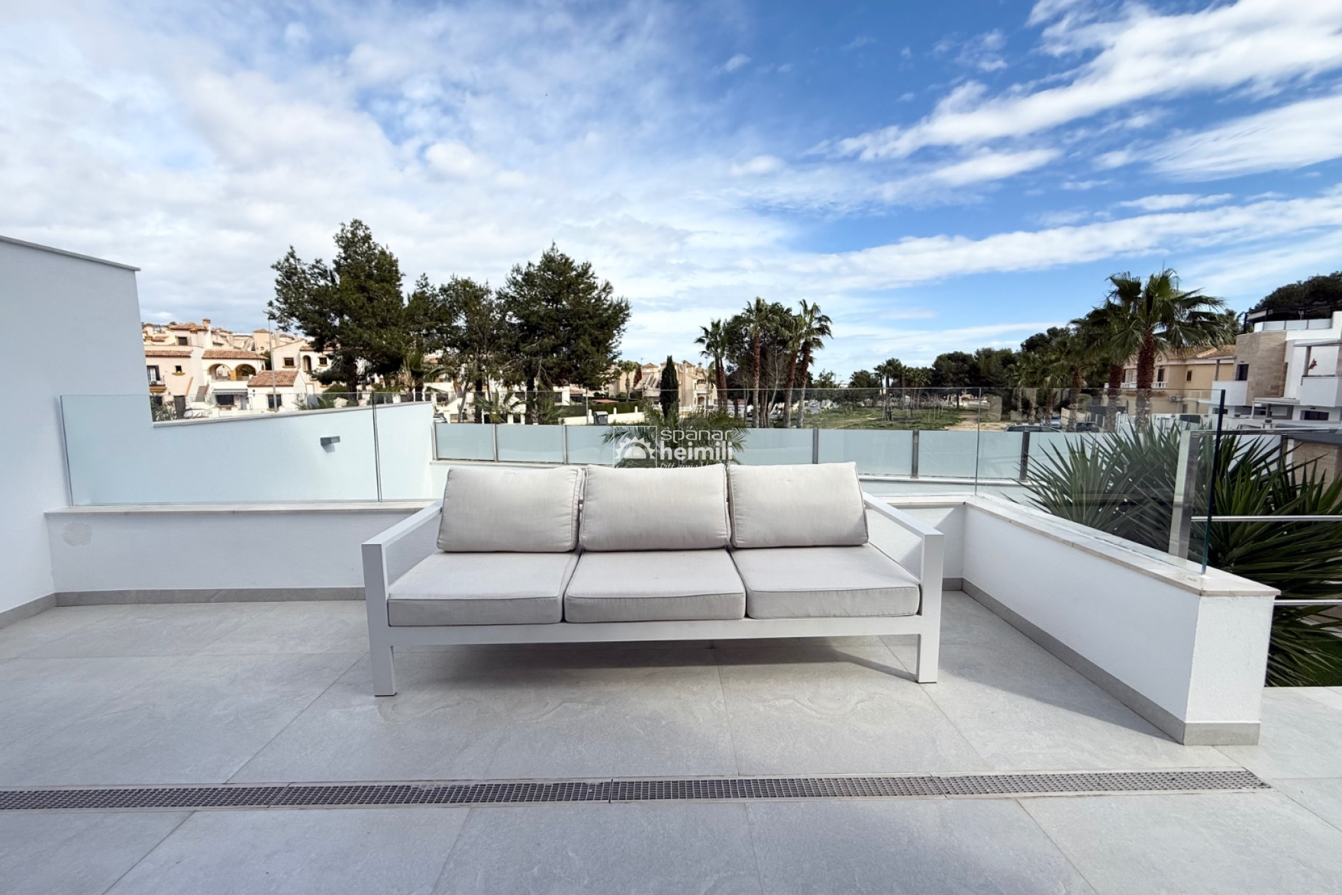 Resale - Villa -
Villamartin