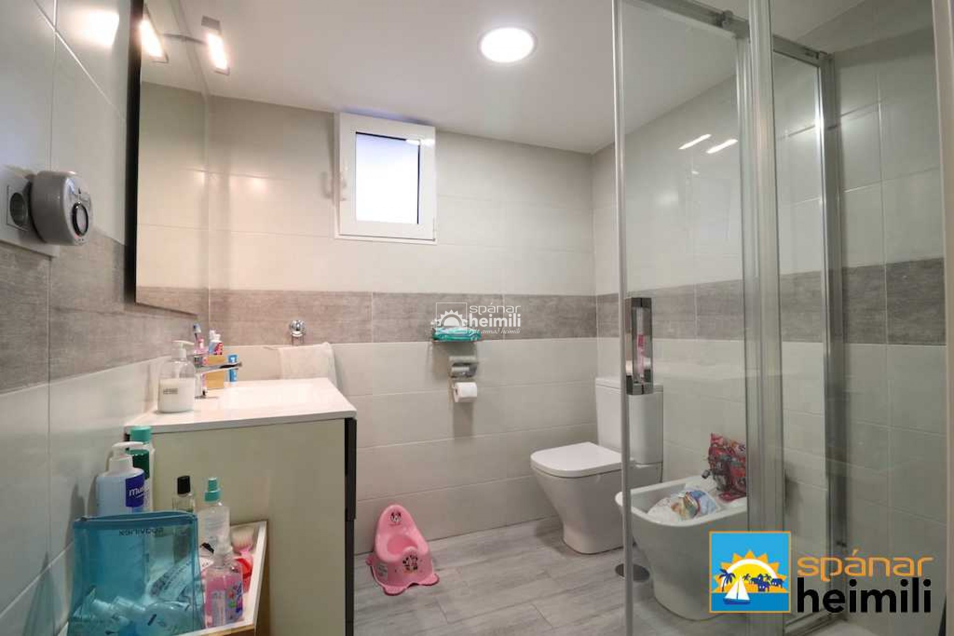 Reventa - Adosado -
Torrevieja