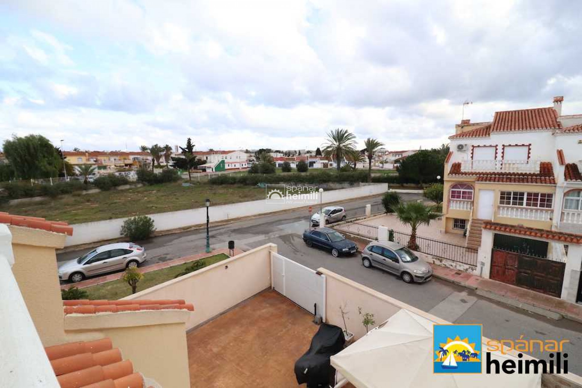 Reventa - Adosado -
Torrevieja