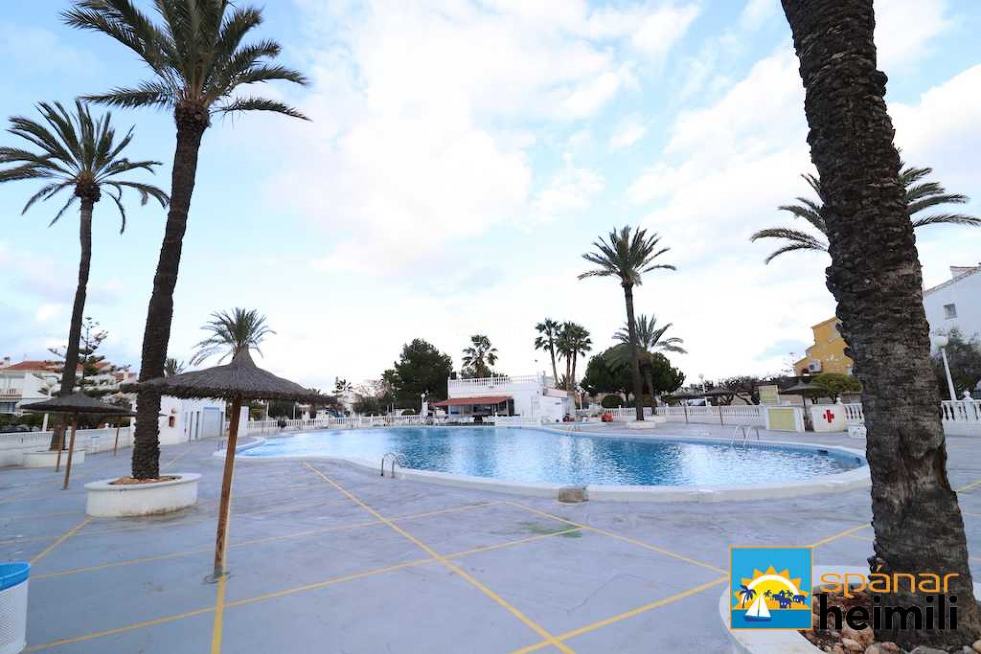 Reventa - Adosado -
Torrevieja