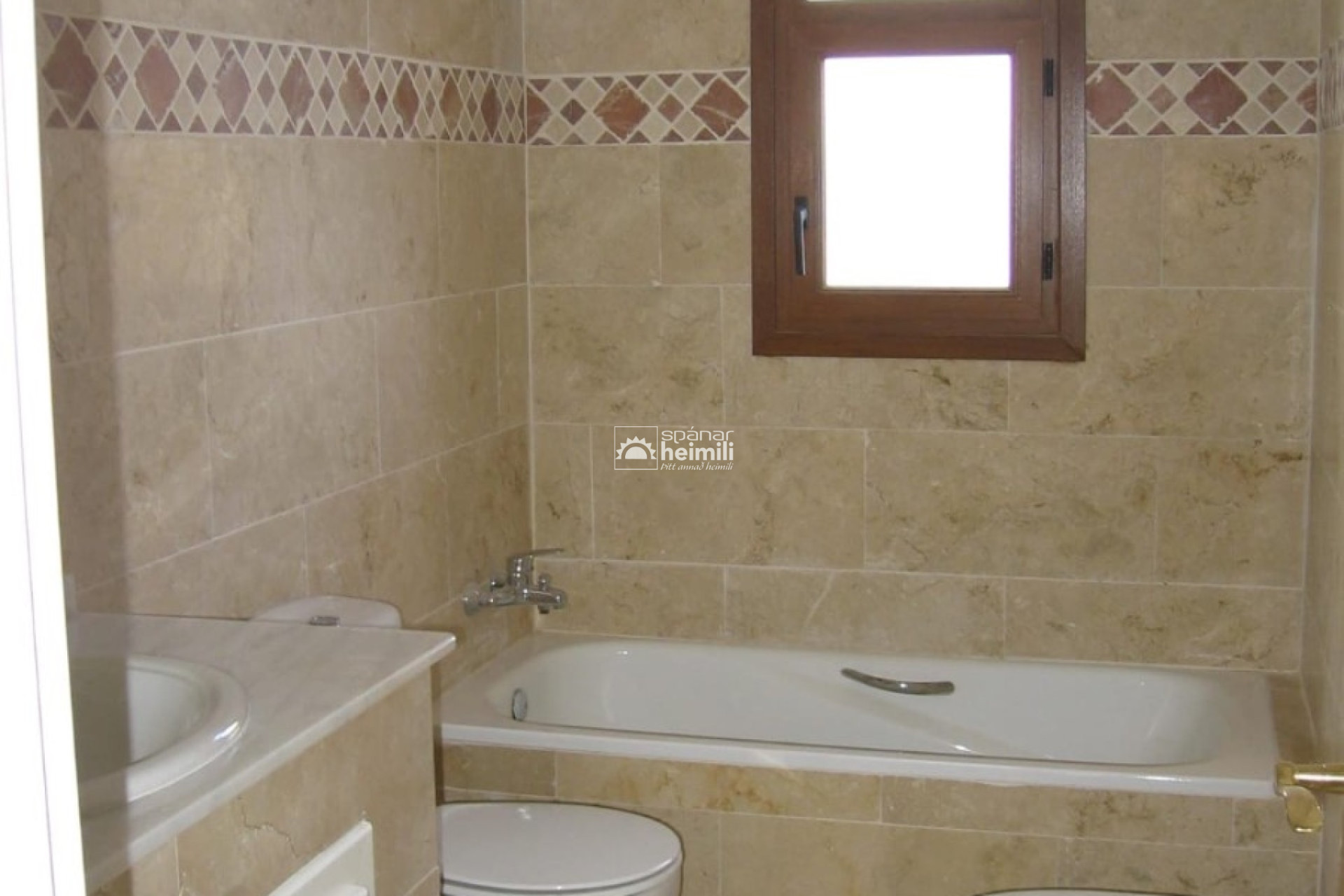Reventa - Adosado -
Villamartin