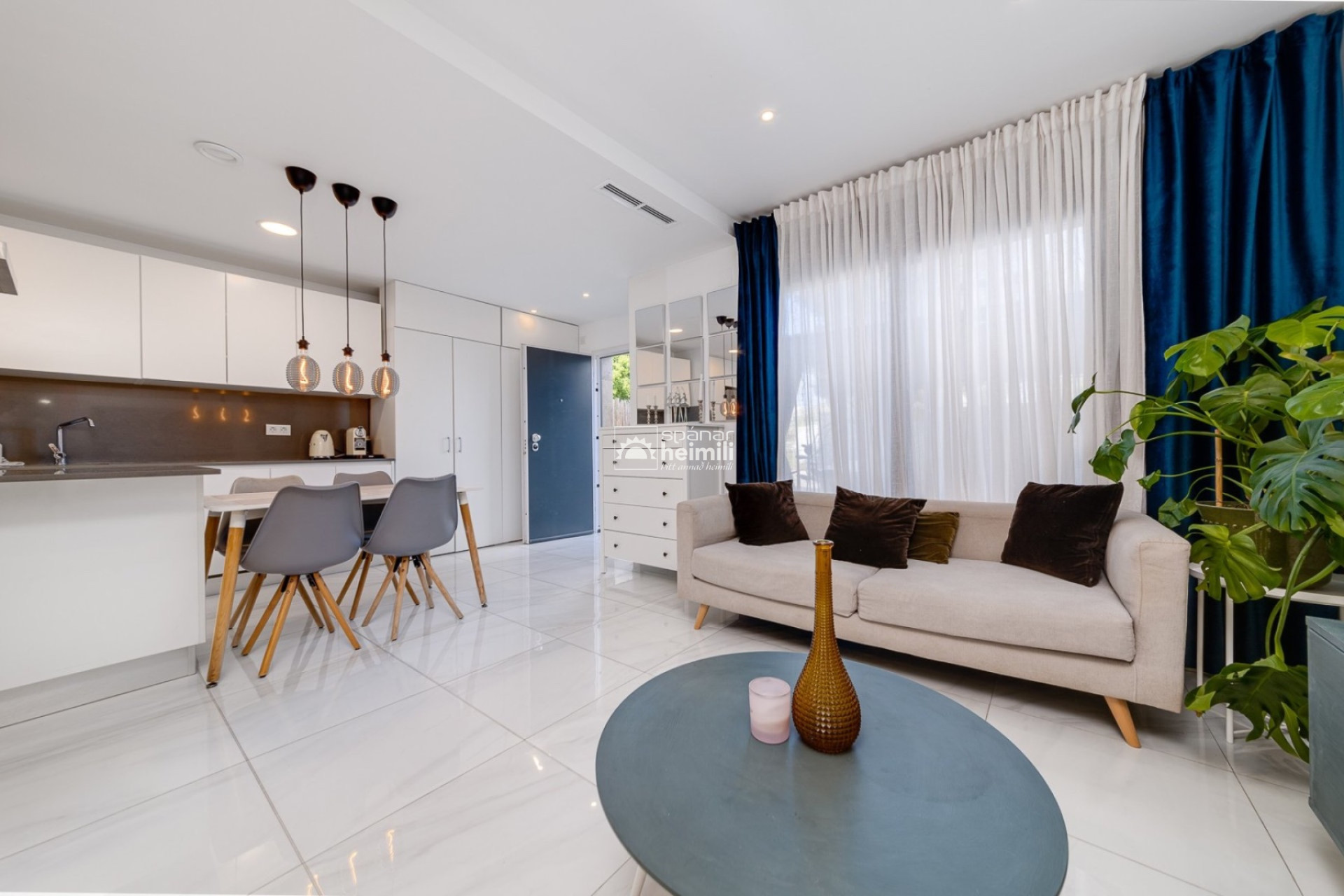Reventa - Adosado -
Villamartin