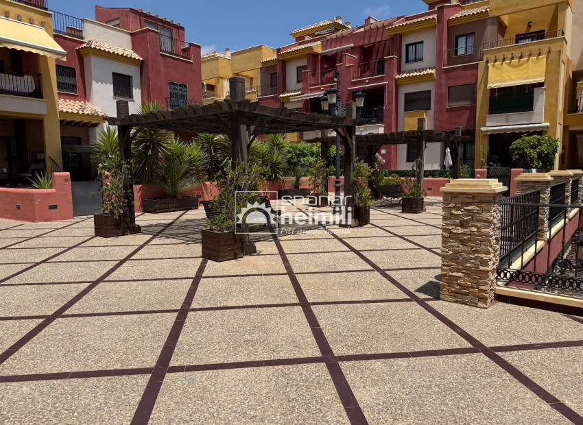 Reventa - Apartamento -
Cabo Roig