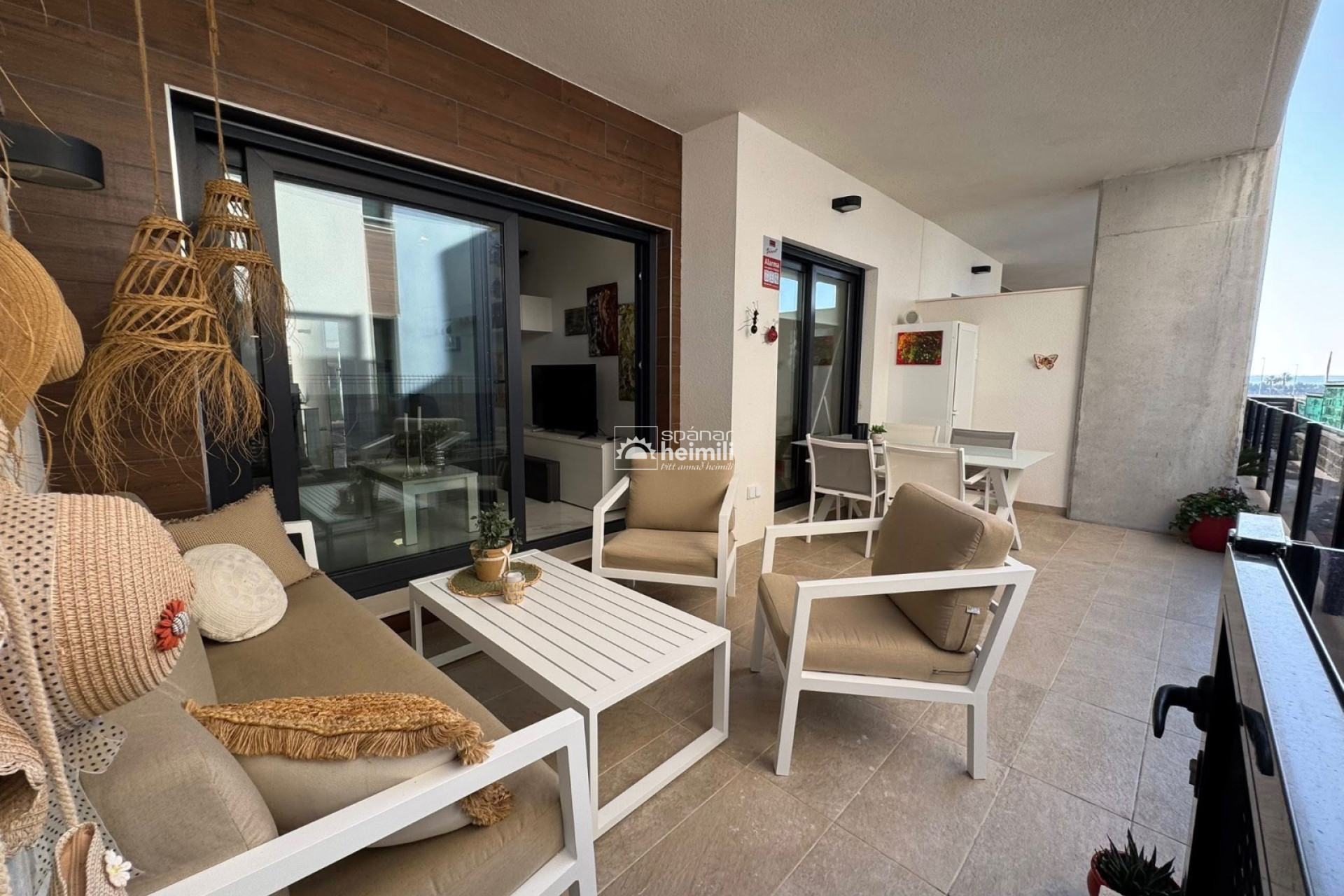 Reventa - Apartamento -
El Raso