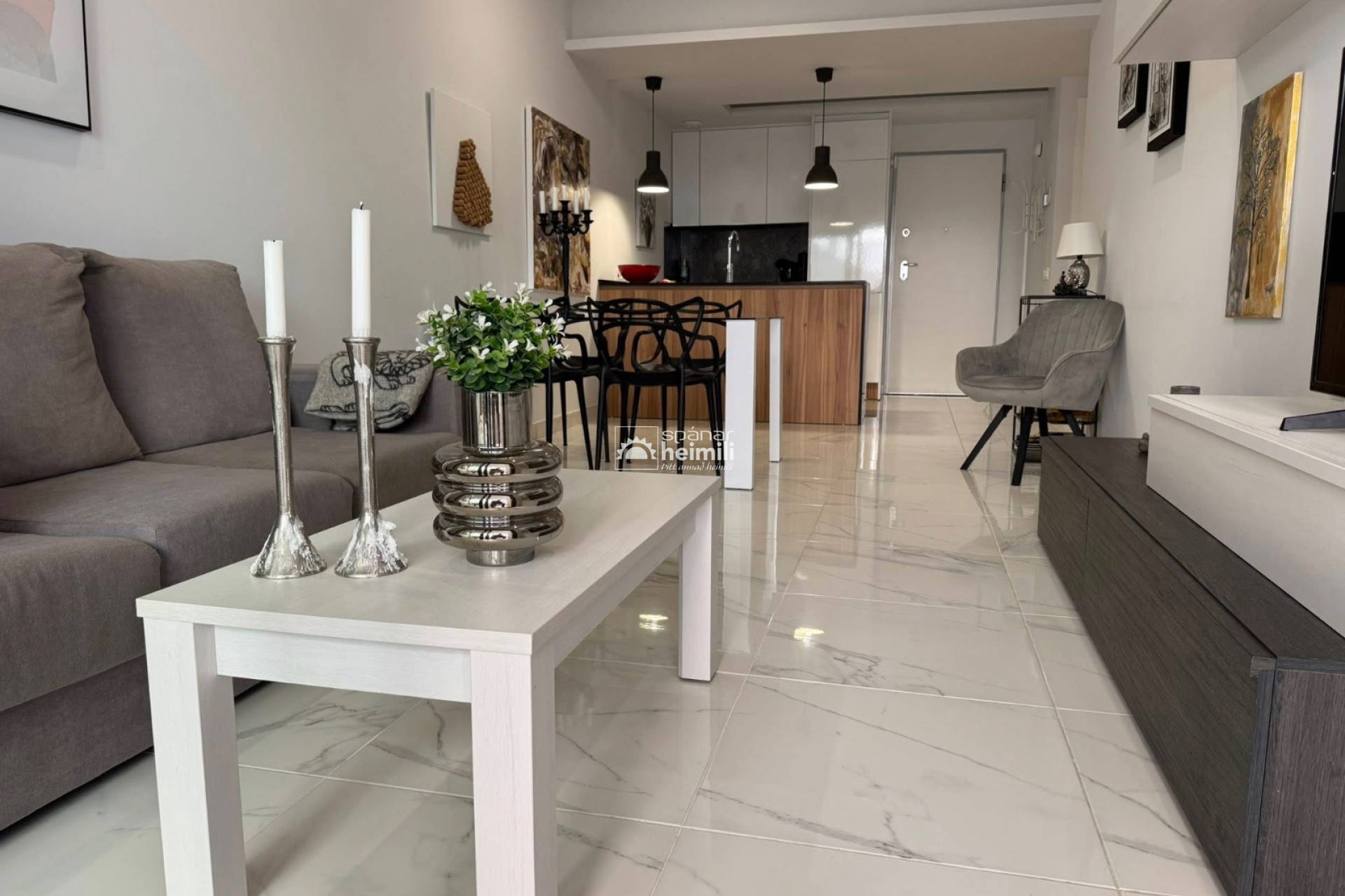 Reventa - Apartamento -
El Raso