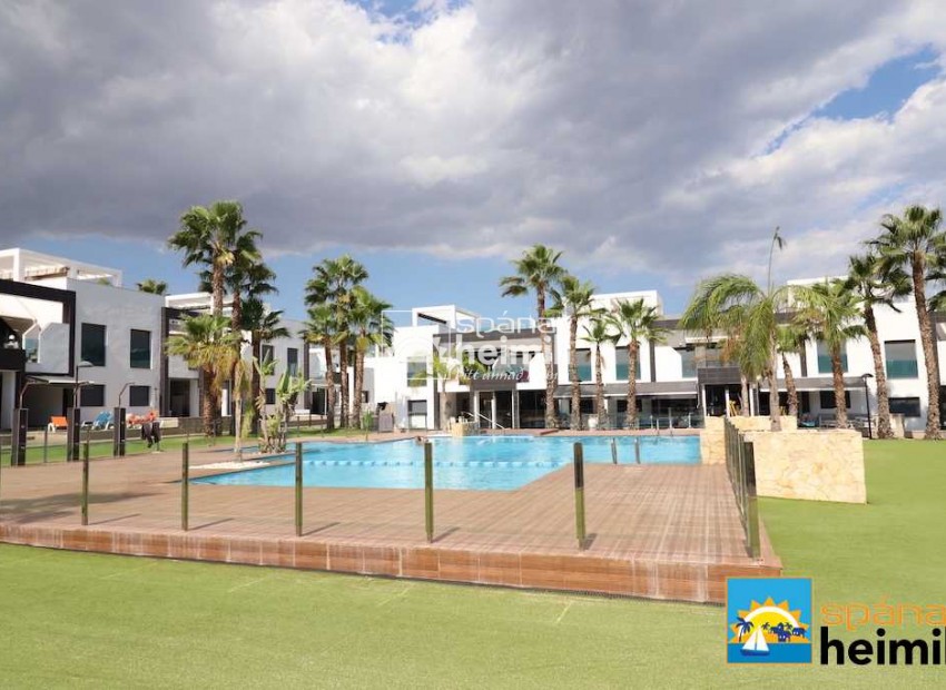 Reventa - Apartamento en dúplex -
La Zenia