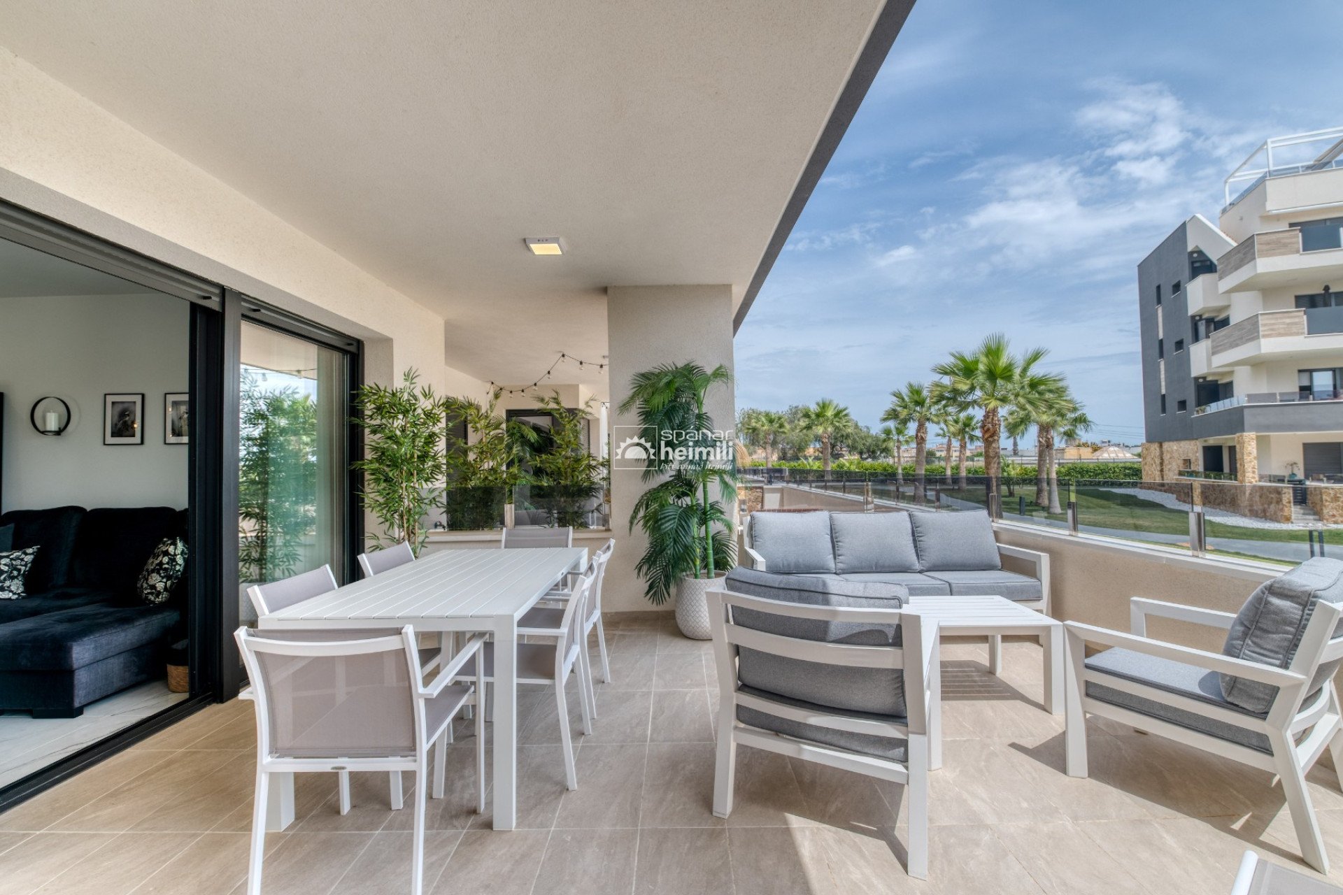 Reventa - Apartamento -
Playa flamenca