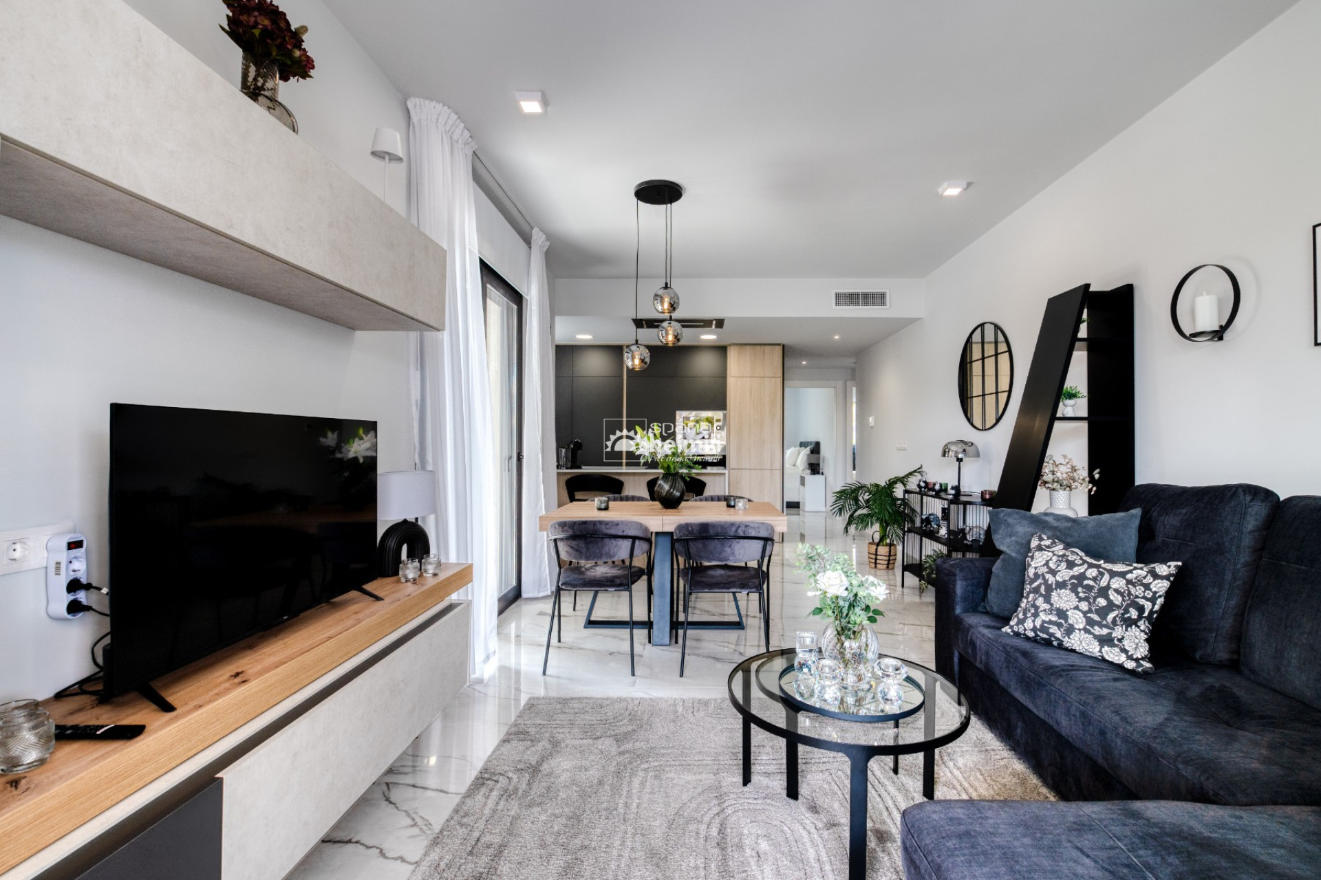 Reventa - Apartamento -
Playa flamenca