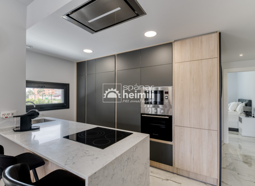 Reventa - Apartamento -
Playa flamenca