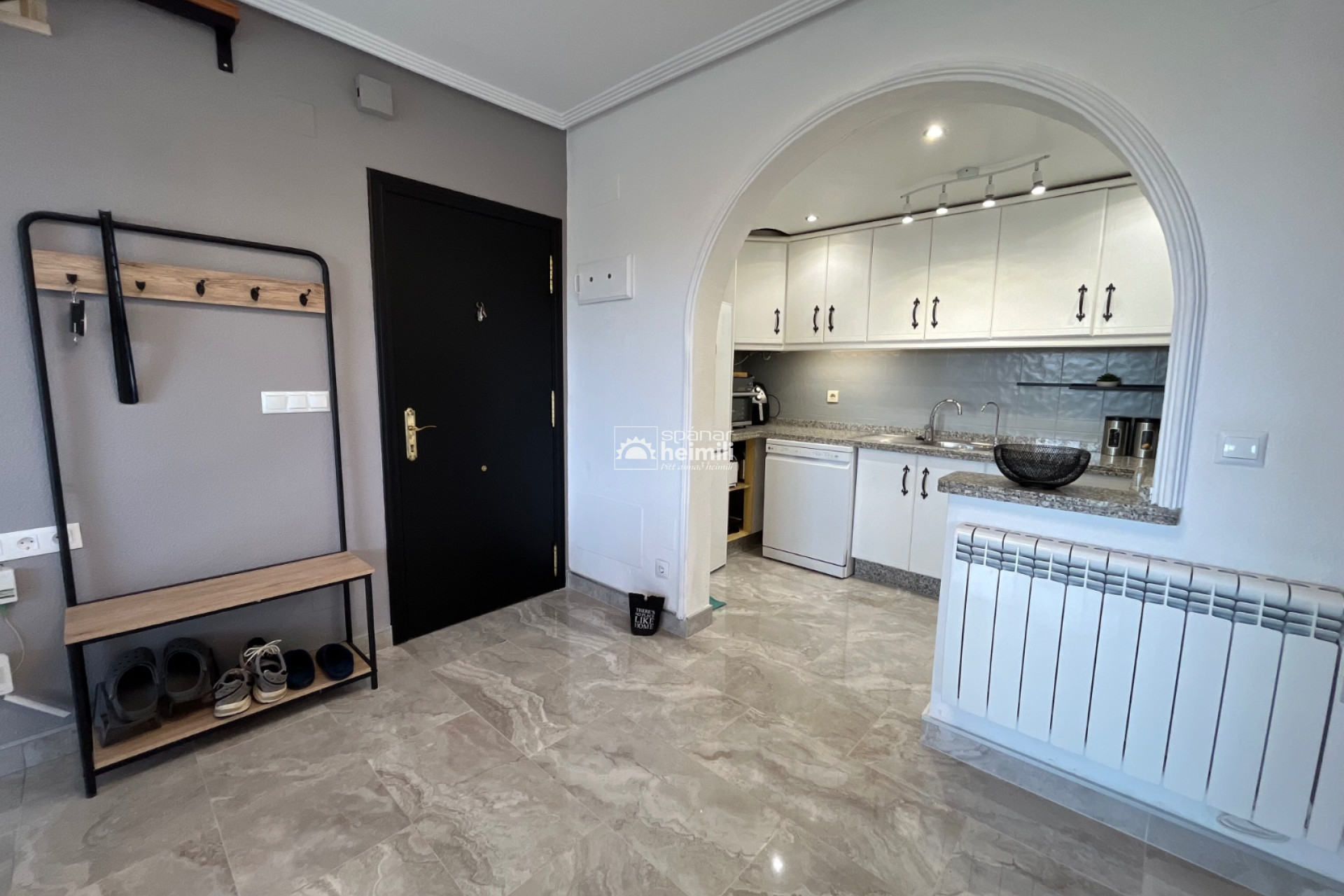 Reventa - Apartamento -
Playa flamenca