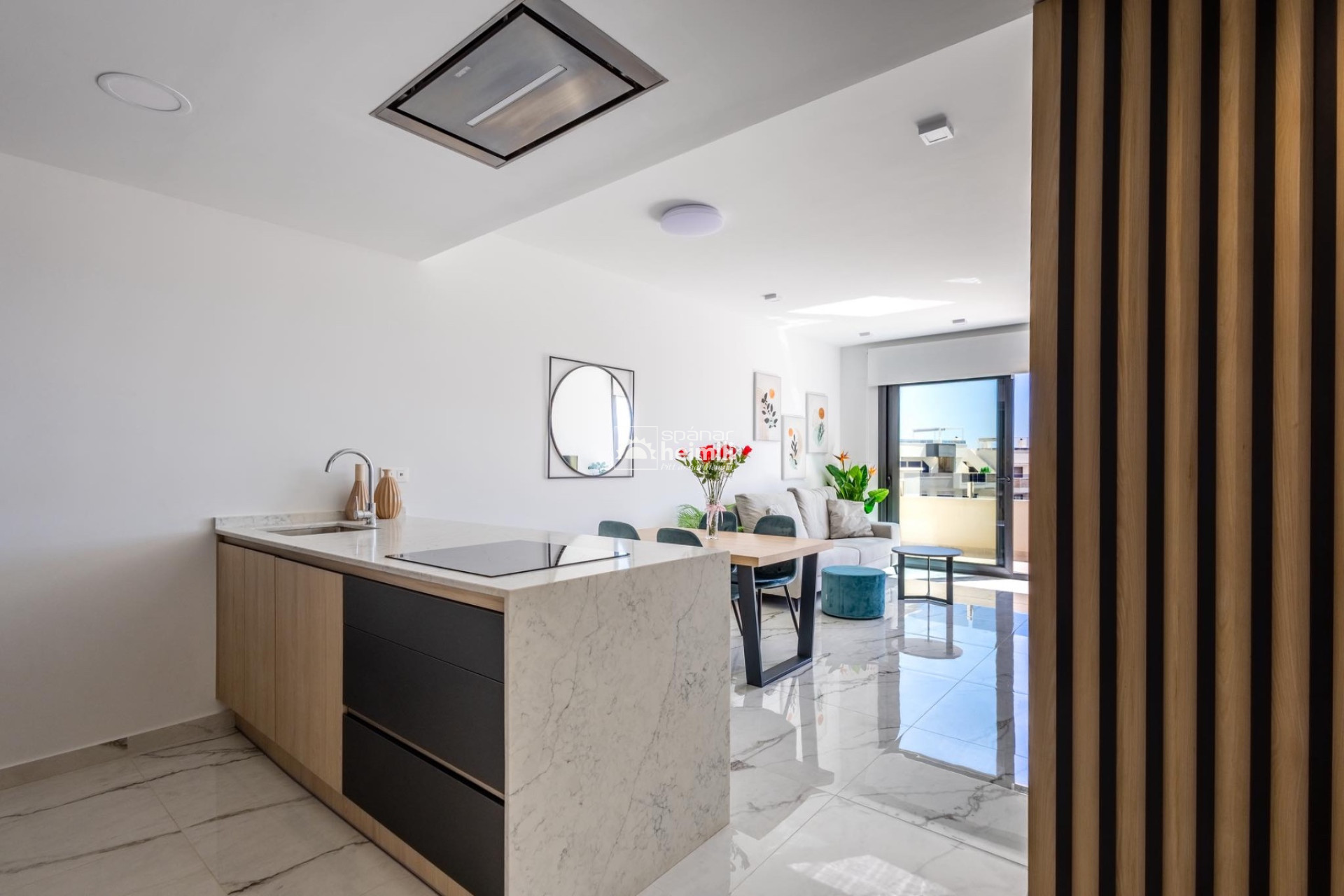 Reventa - Apartamento -
Playa flamenca